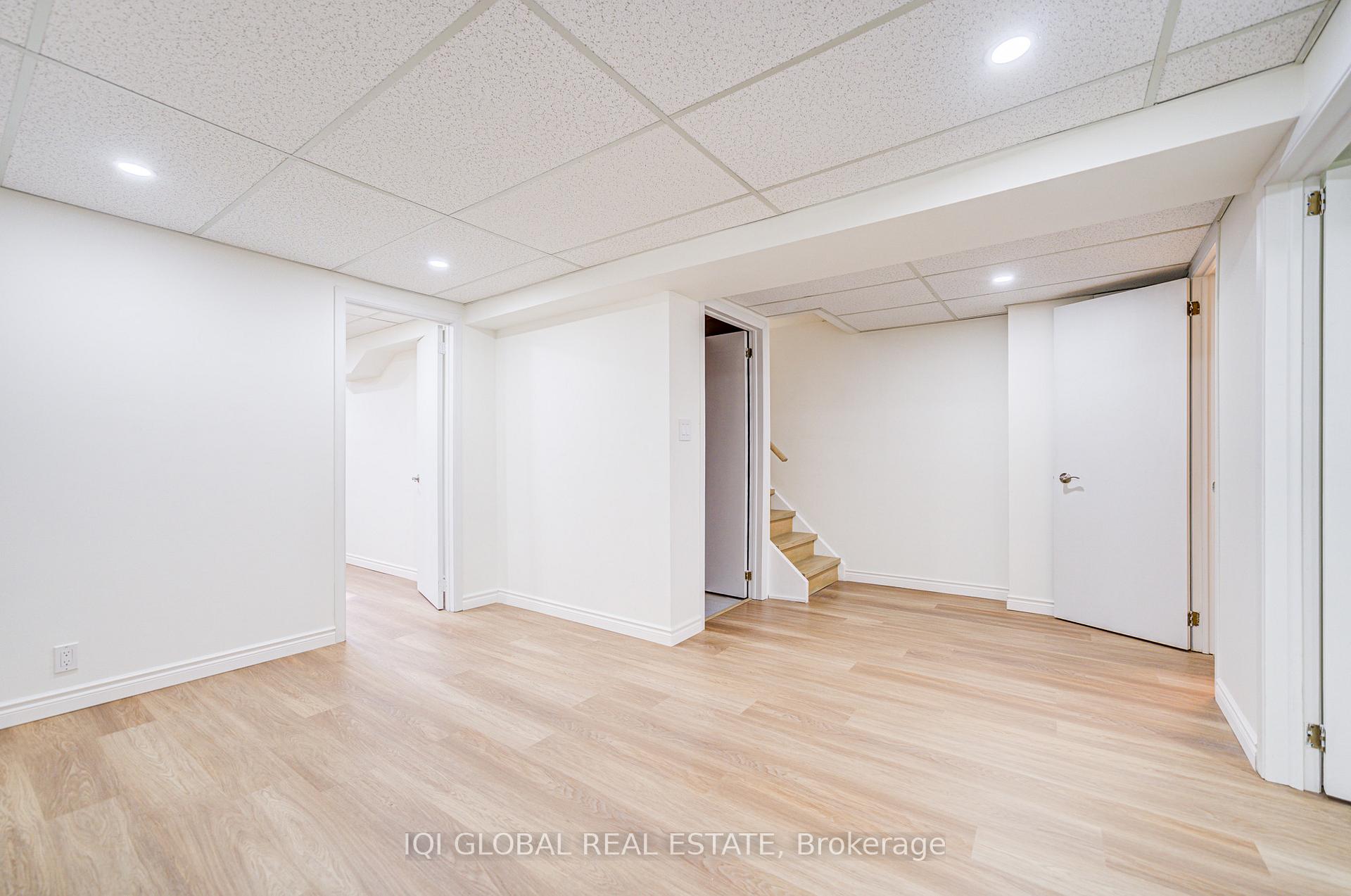 Photo 34 of 27 Providence Crescent, Markham, Milliken Mills West — HOMEH