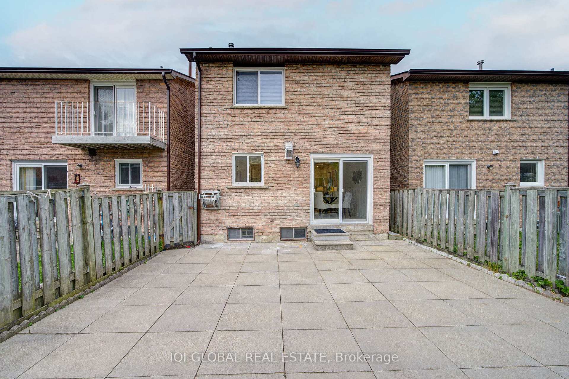 Photo 39 of 27 Providence Crescent, Markham, Milliken Mills West — HOMEH