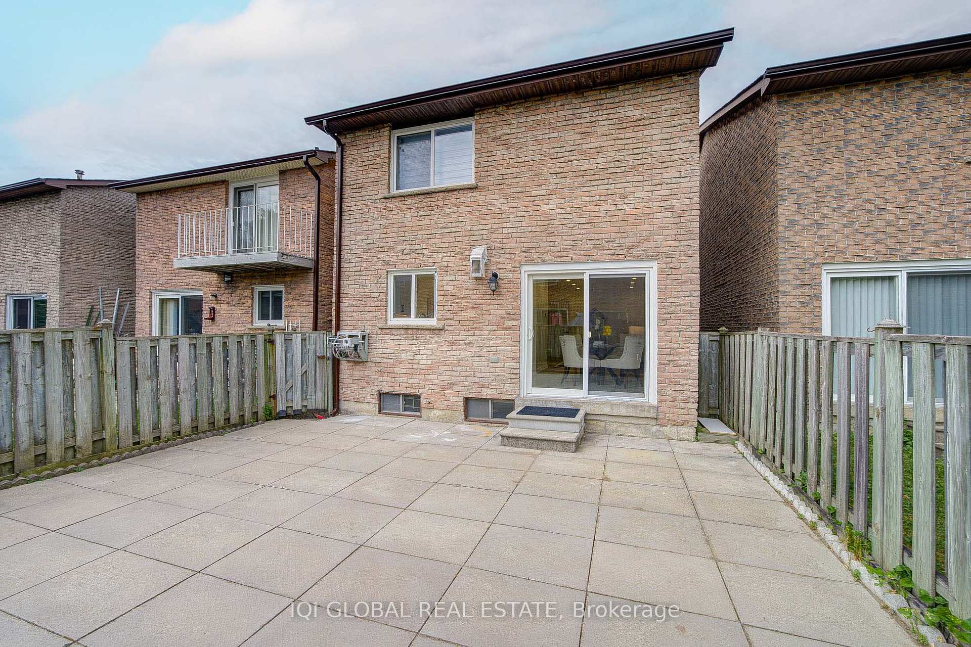 Photo 41 of 27 Providence Crescent, Markham, Milliken Mills West — HOMEH