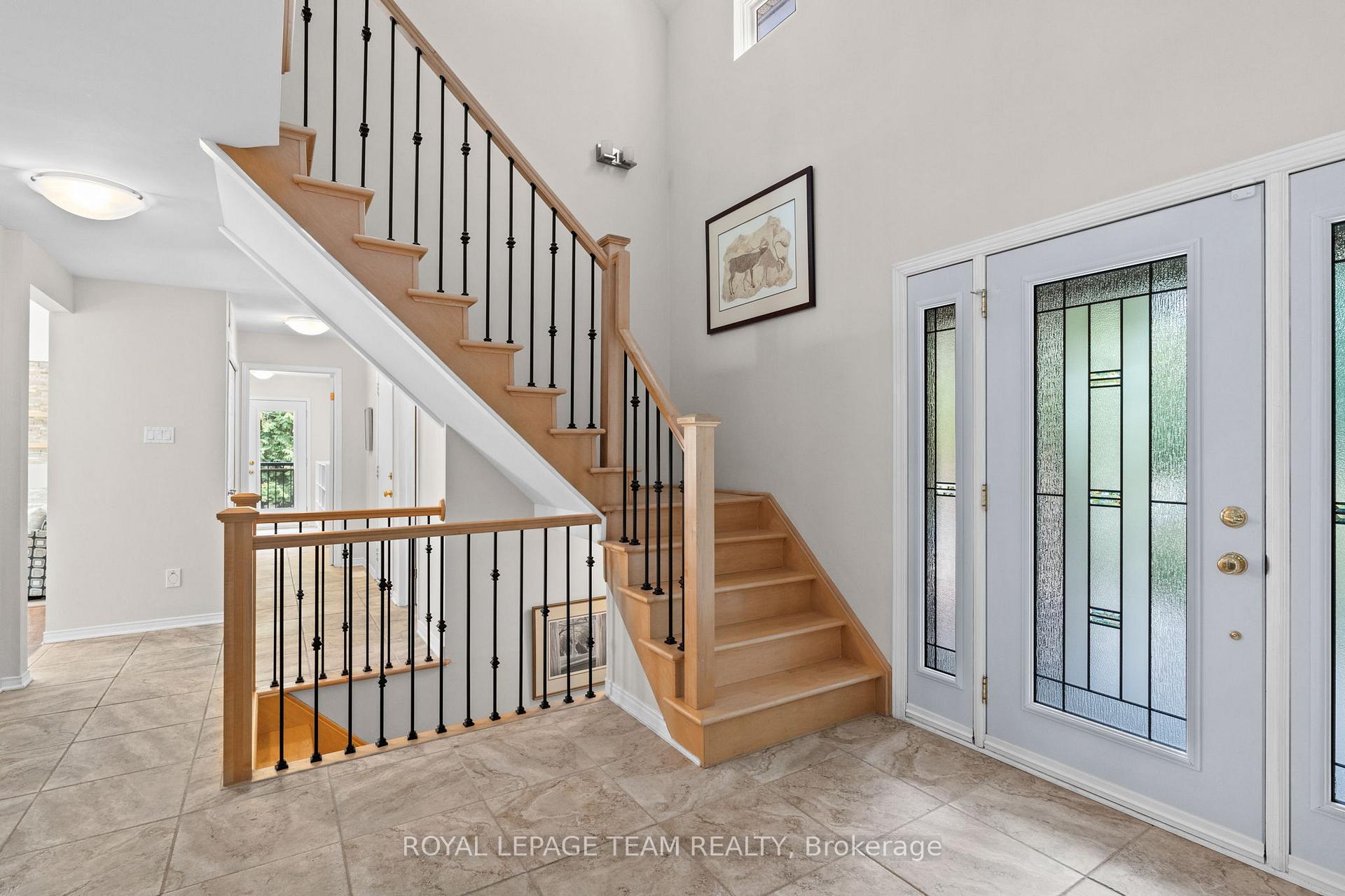 Photo 7 of 10 Weldale Drive, Ottawa, Kanata - Rural Kanata (Central) — HOMEH