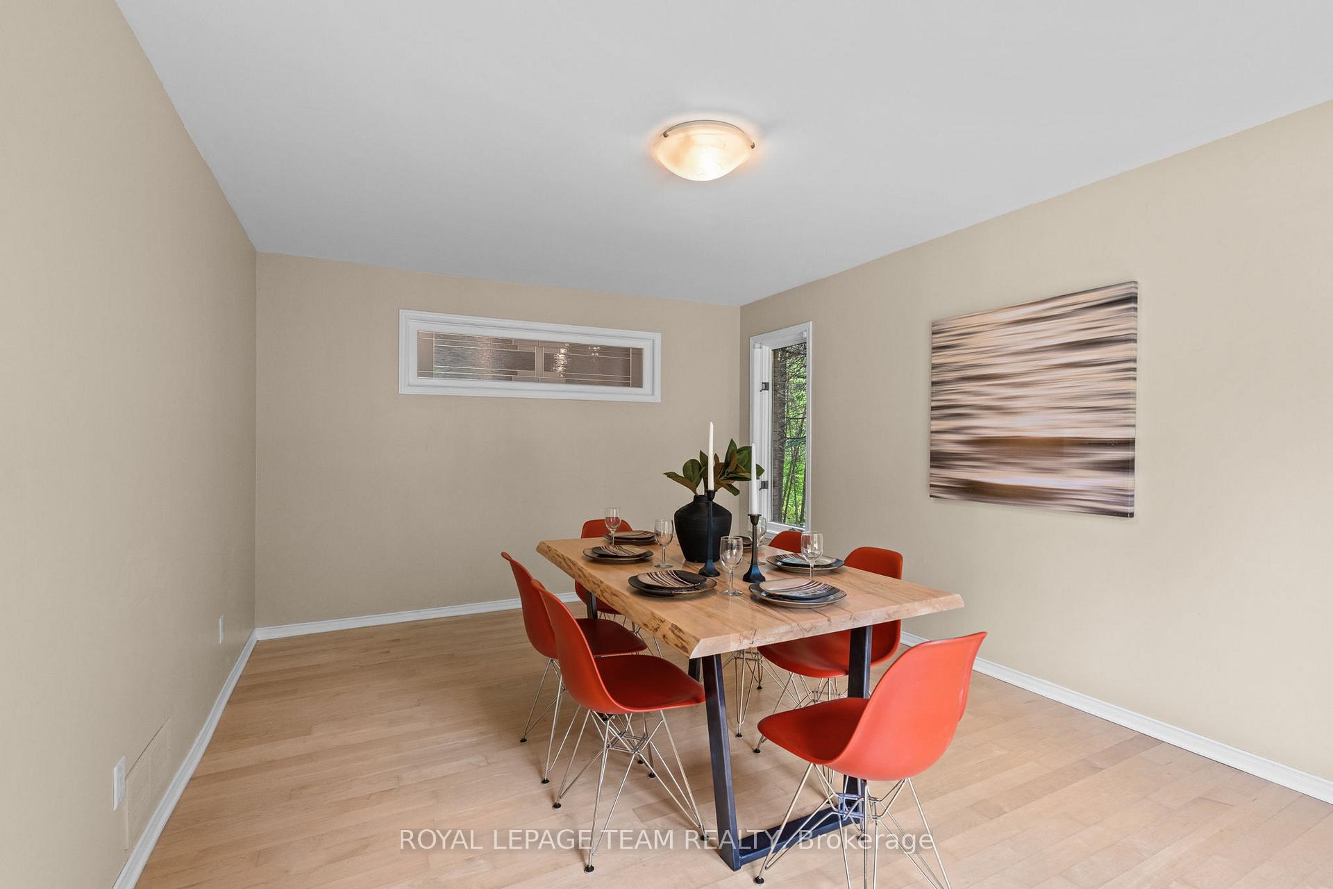 Photo 16 of 10 Weldale Drive, Ottawa, Kanata - Rural Kanata (Central) — HOMEH
