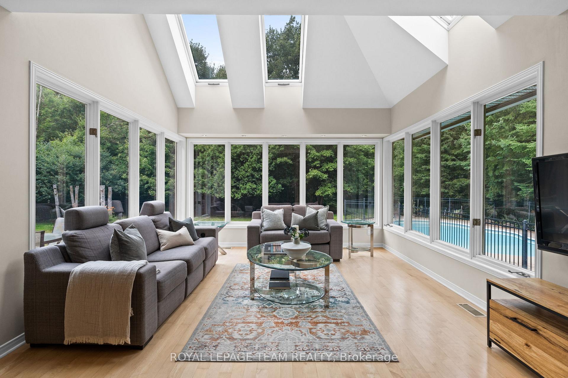 Photo 20 of 10 Weldale Drive, Ottawa, Kanata - Rural Kanata (Central) — HOMEH