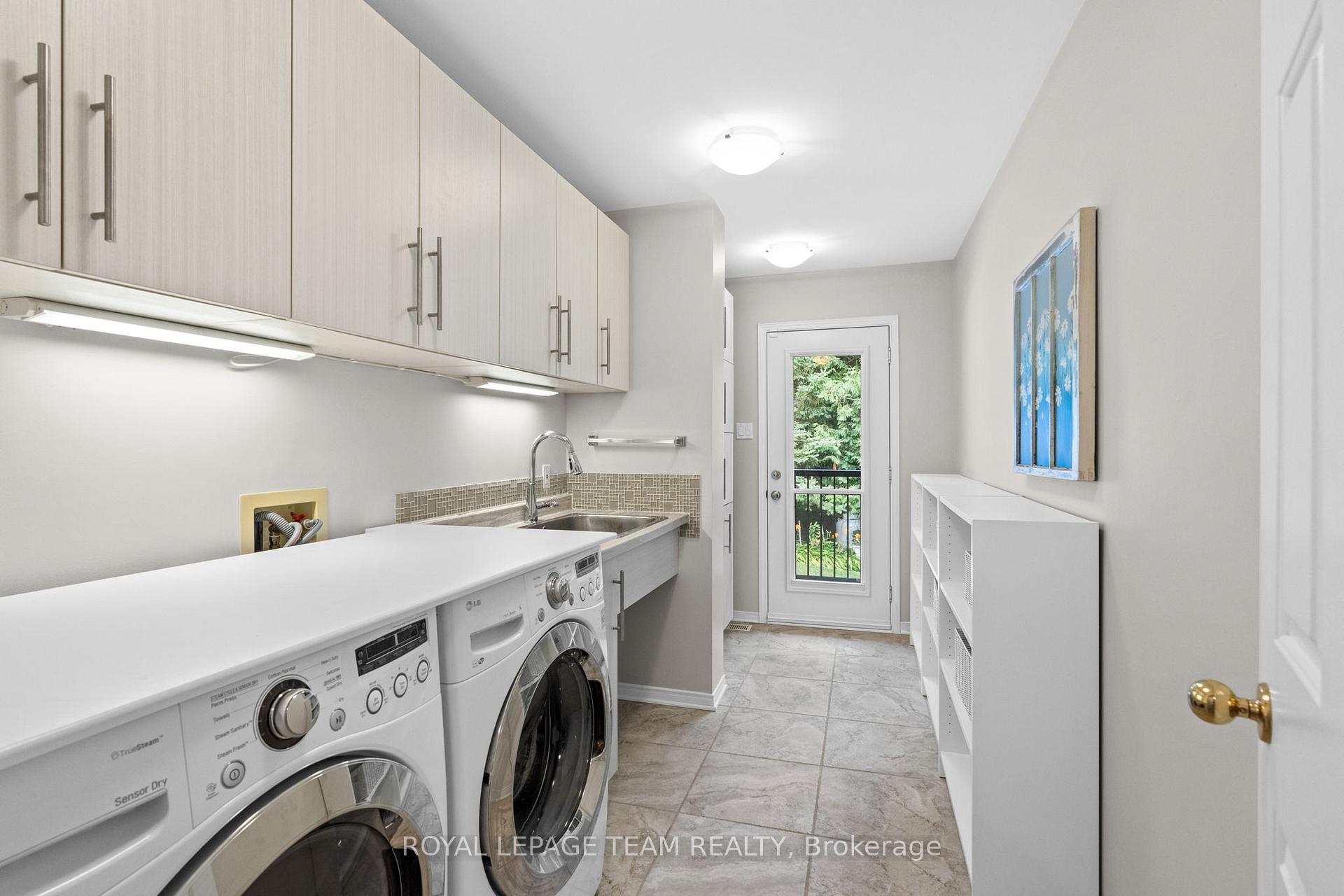 Photo 23 of 10 Weldale Drive, Ottawa, Kanata - Rural Kanata (Central) — HOMEH