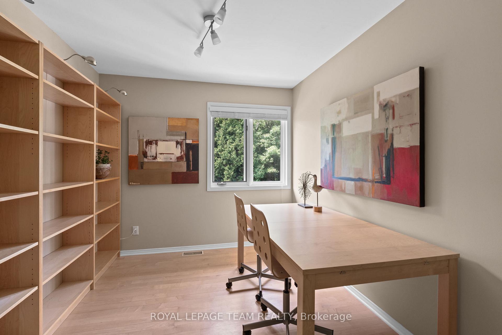 Photo 33 of 10 Weldale Drive, Ottawa, Kanata - Rural Kanata (Central) — HOMEH