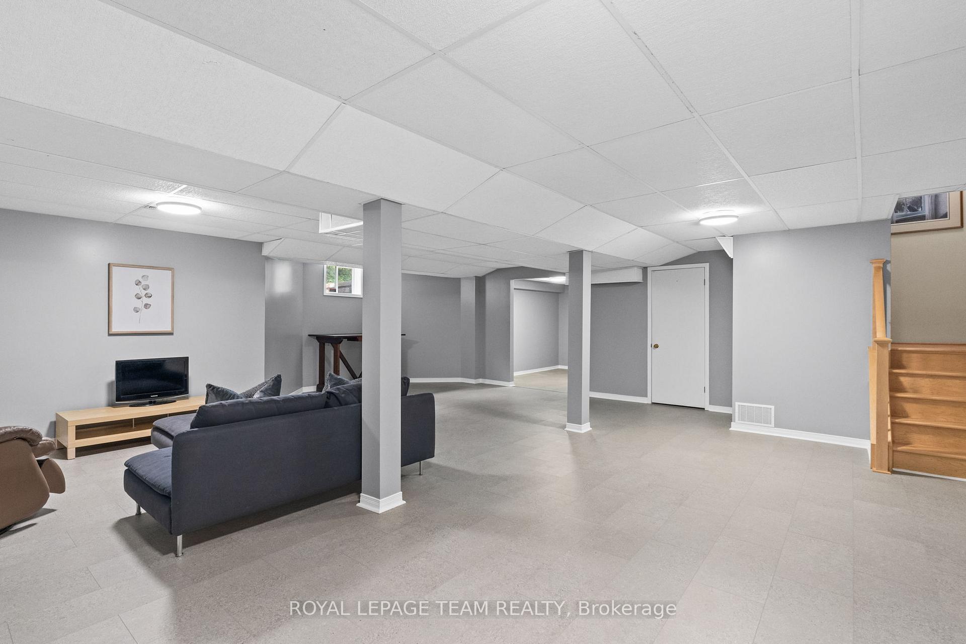 Photo 41 of 10 Weldale Drive, Ottawa, Kanata - Rural Kanata (Central) — HOMEH