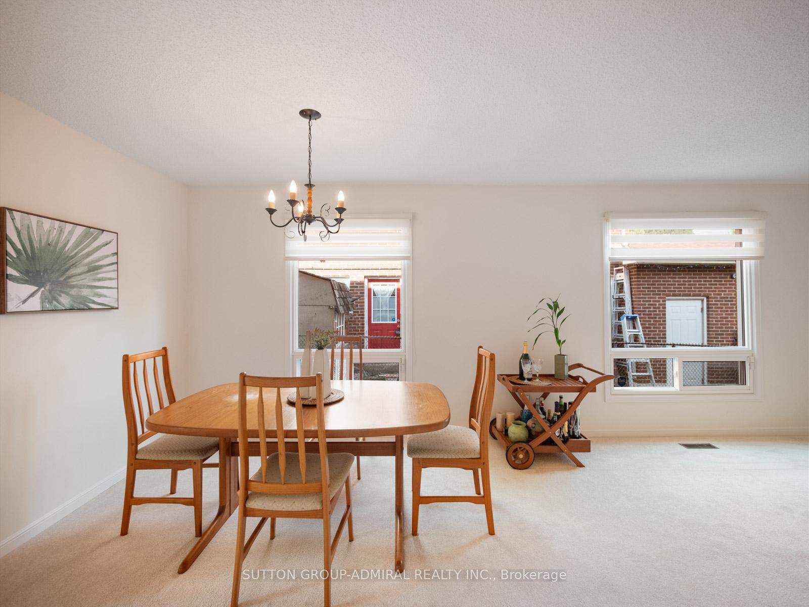 Photo 7 of 66 Graham Crescent, Markham, Raymerville — HOMEH