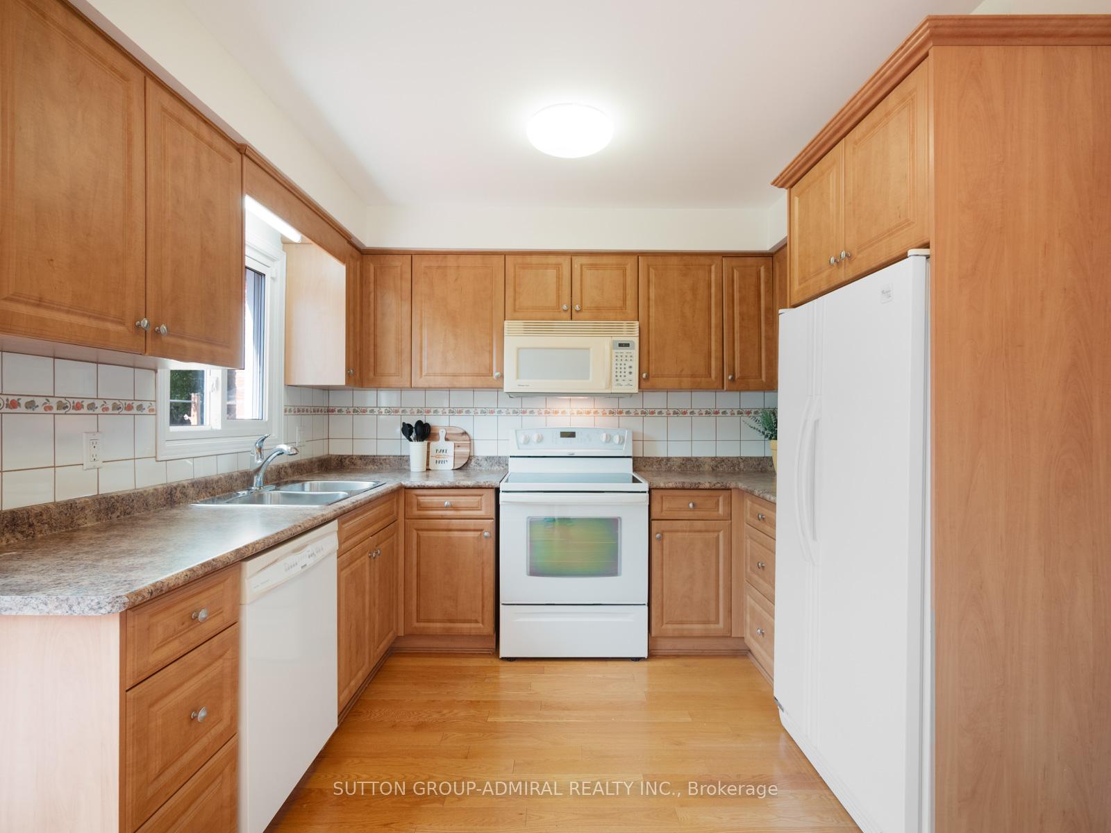 Photo 9 of 66 Graham Crescent, Markham, Raymerville — HOMEH