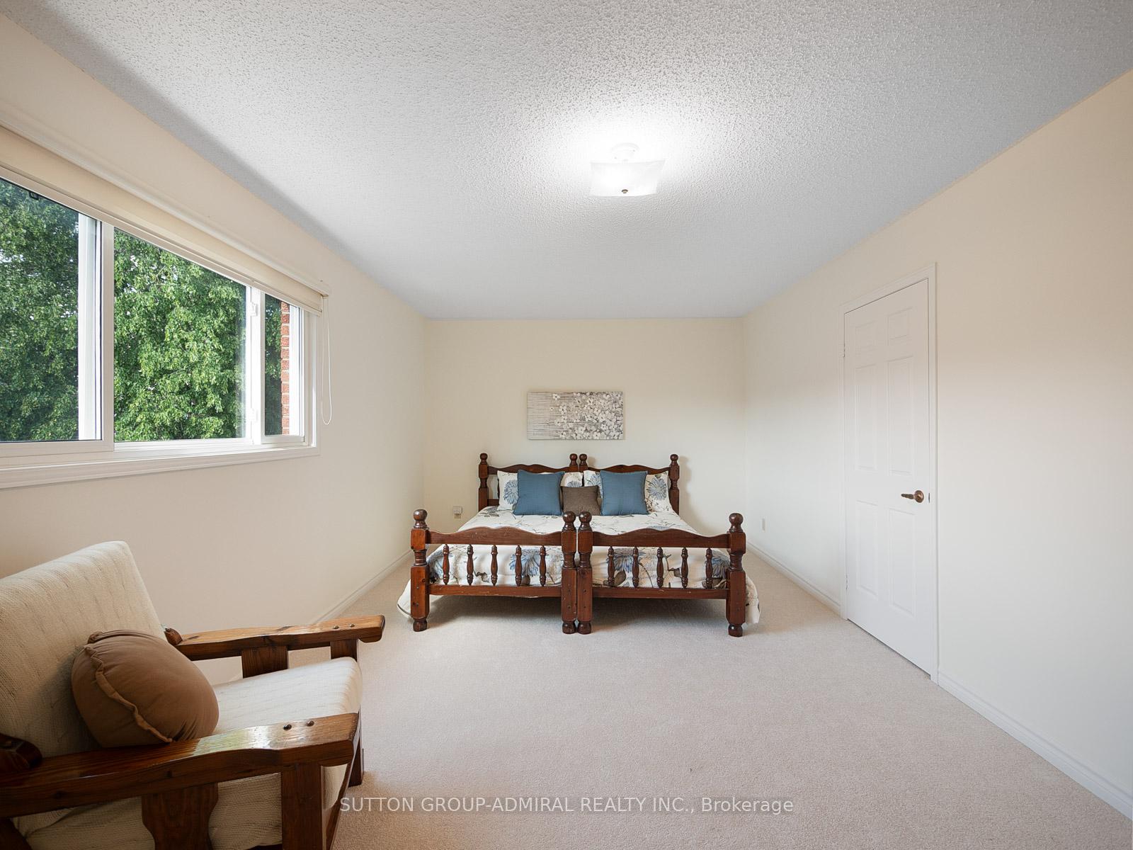 Photo 18 of 66 Graham Crescent, Markham, Raymerville — HOMEH
