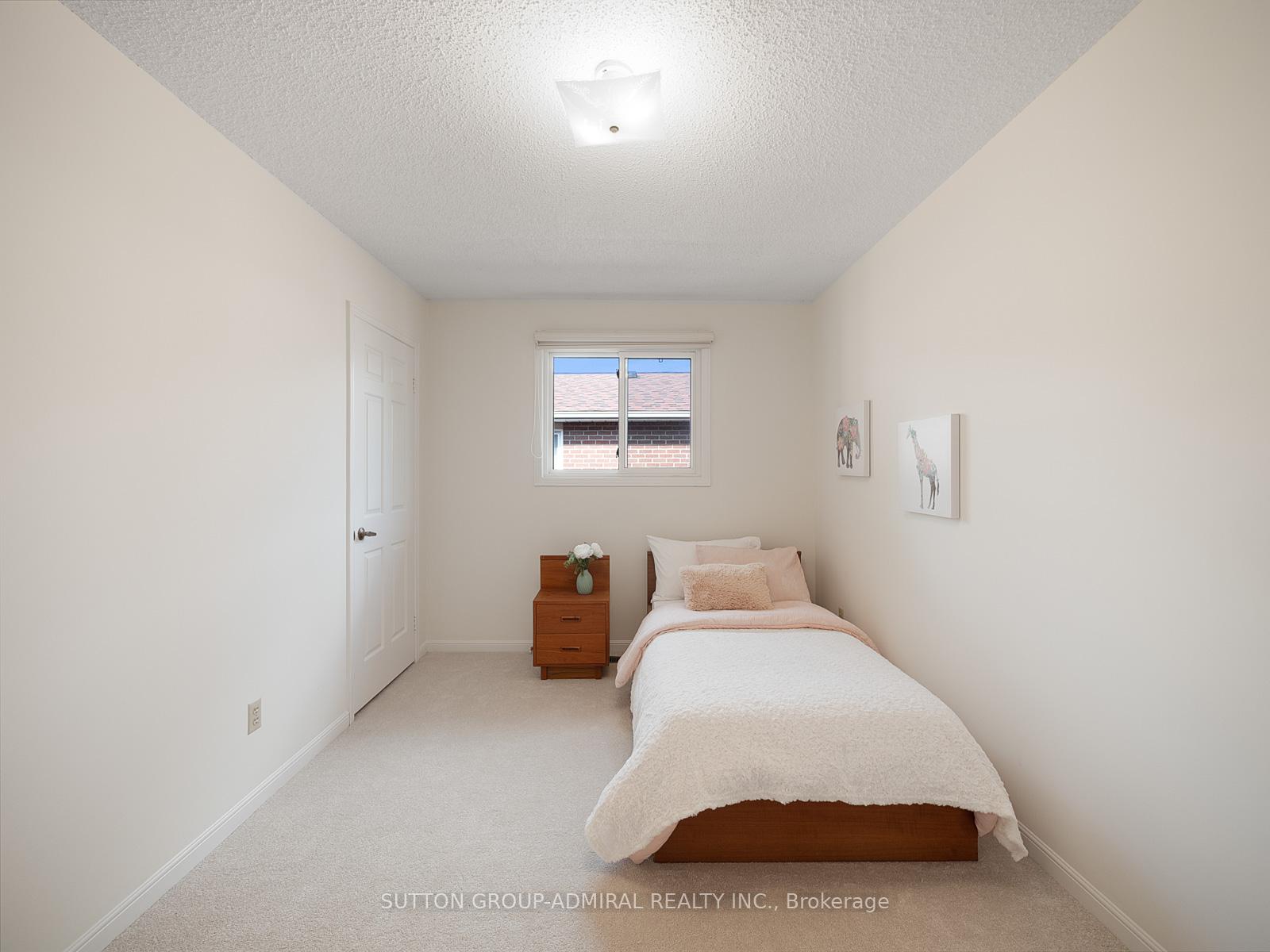 Photo 21 of 66 Graham Crescent, Markham, Raymerville — HOMEH