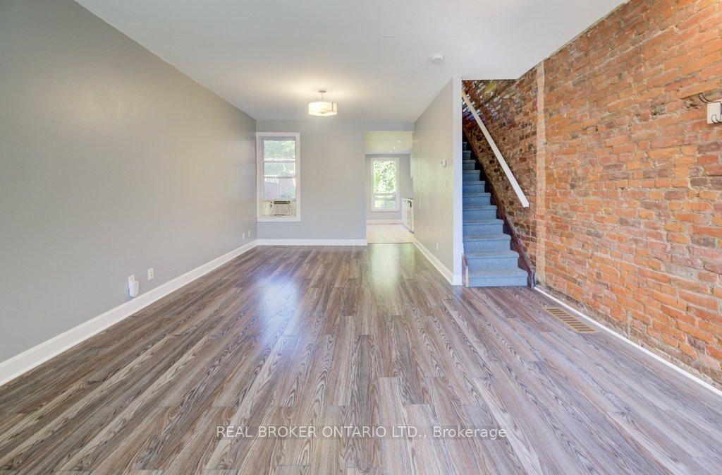Photo 13 of 297 Bay Street N, Hamilton, Central — HOMEH