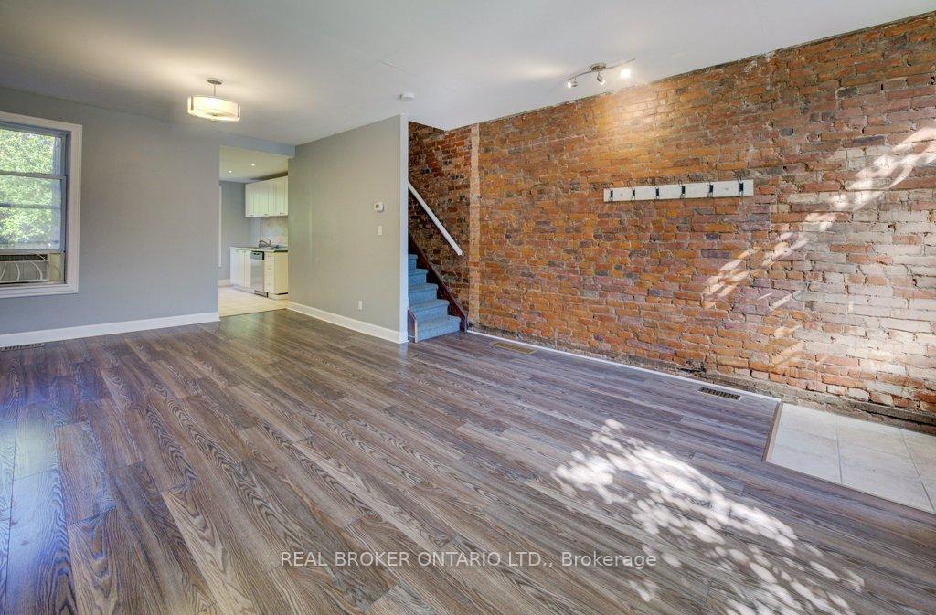 Photo 14 of 297 Bay Street N, Hamilton, Central — HOMEH