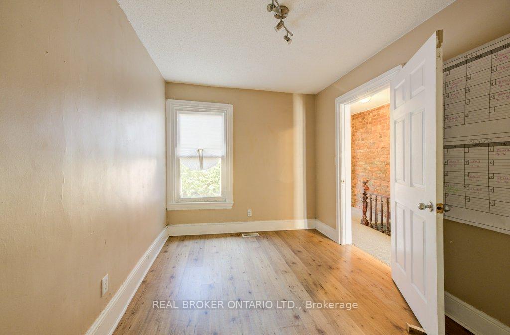 Photo 20 of 297 Bay Street N, Hamilton, Central — HOMEH