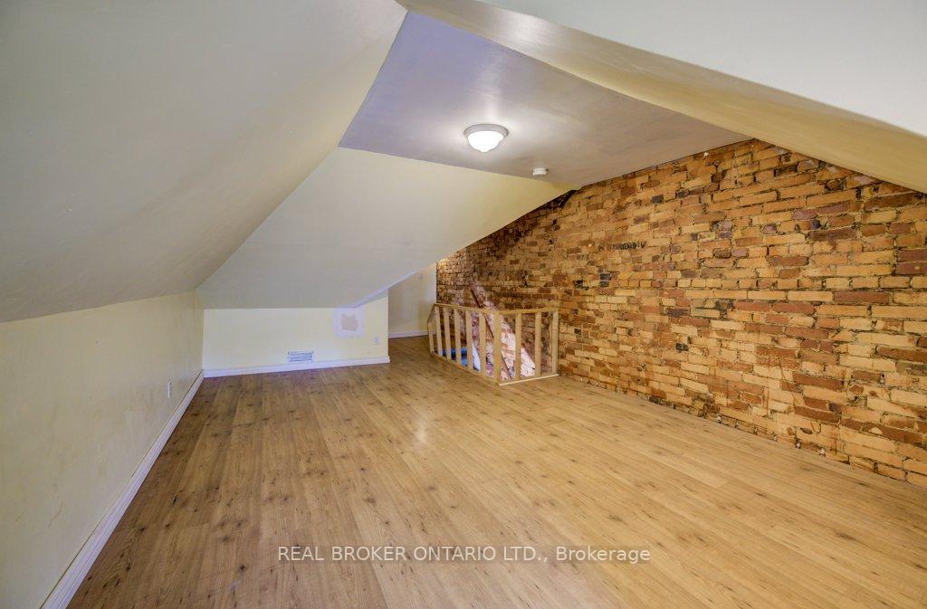 Photo 25 of 297 Bay Street N, Hamilton, Central — HOMEH