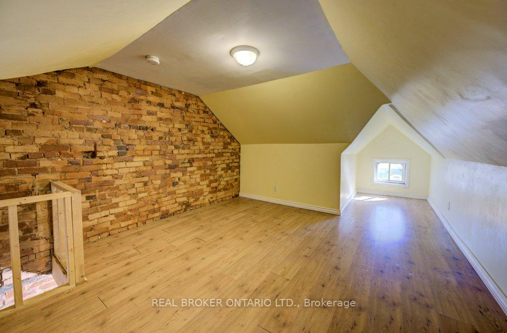 Photo 26 of 297 Bay Street N, Hamilton, Central — HOMEH