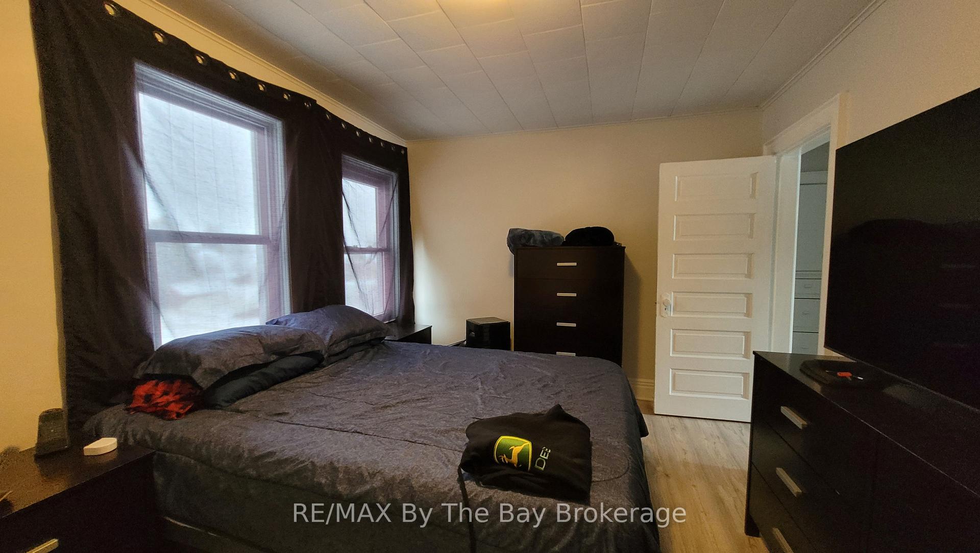 Photo 12 of Unit Unit 1, 587 Yonge Street, Midland — HOMEH
