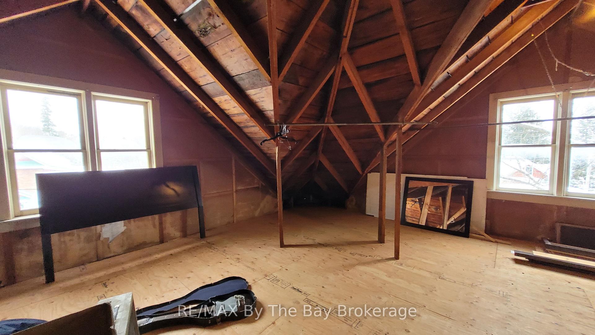 Photo 14 of Unit Unit 1, 587 Yonge Street, Midland — HOMEH
