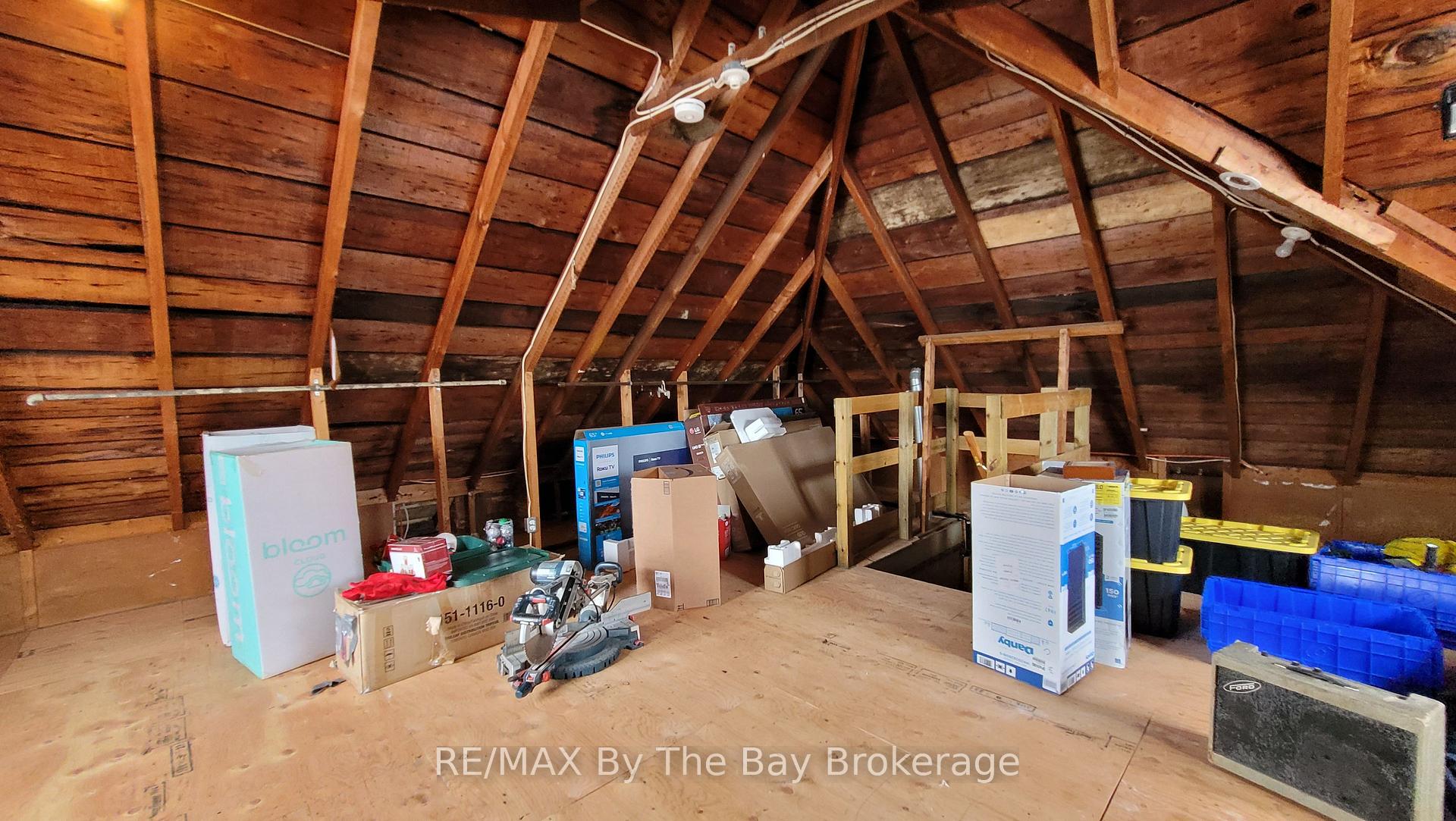 Photo 15 of Unit Unit 1, 587 Yonge Street, Midland — HOMEH