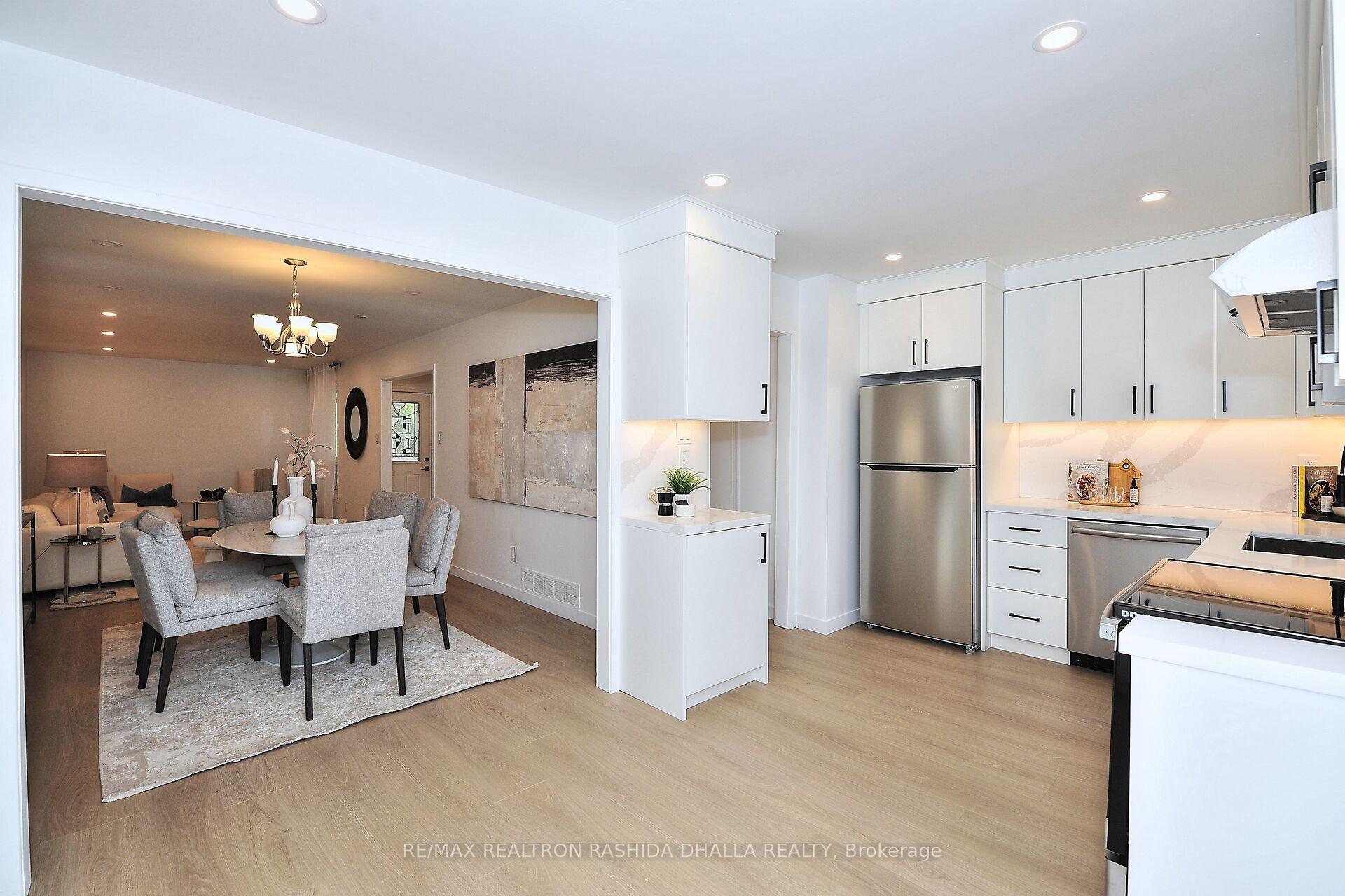 Photo 12 of 19 Rosseter Road, Markham, Middlefield — HOMEH