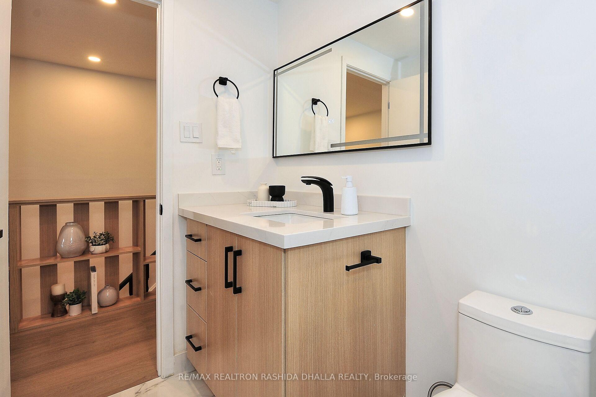 Photo 27 of 19 Rosseter Road, Markham, Middlefield — HOMEH