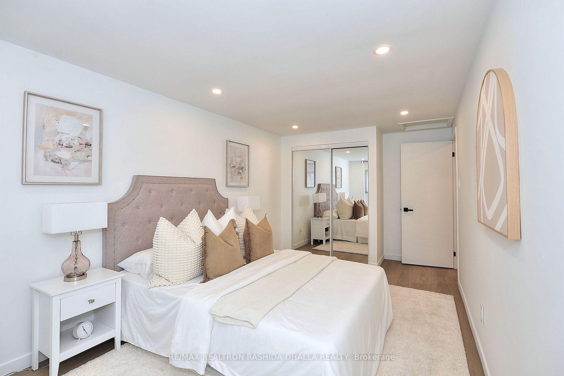 Photo 28 of 19 Rosseter Road, Markham, Middlefield — HOMEH