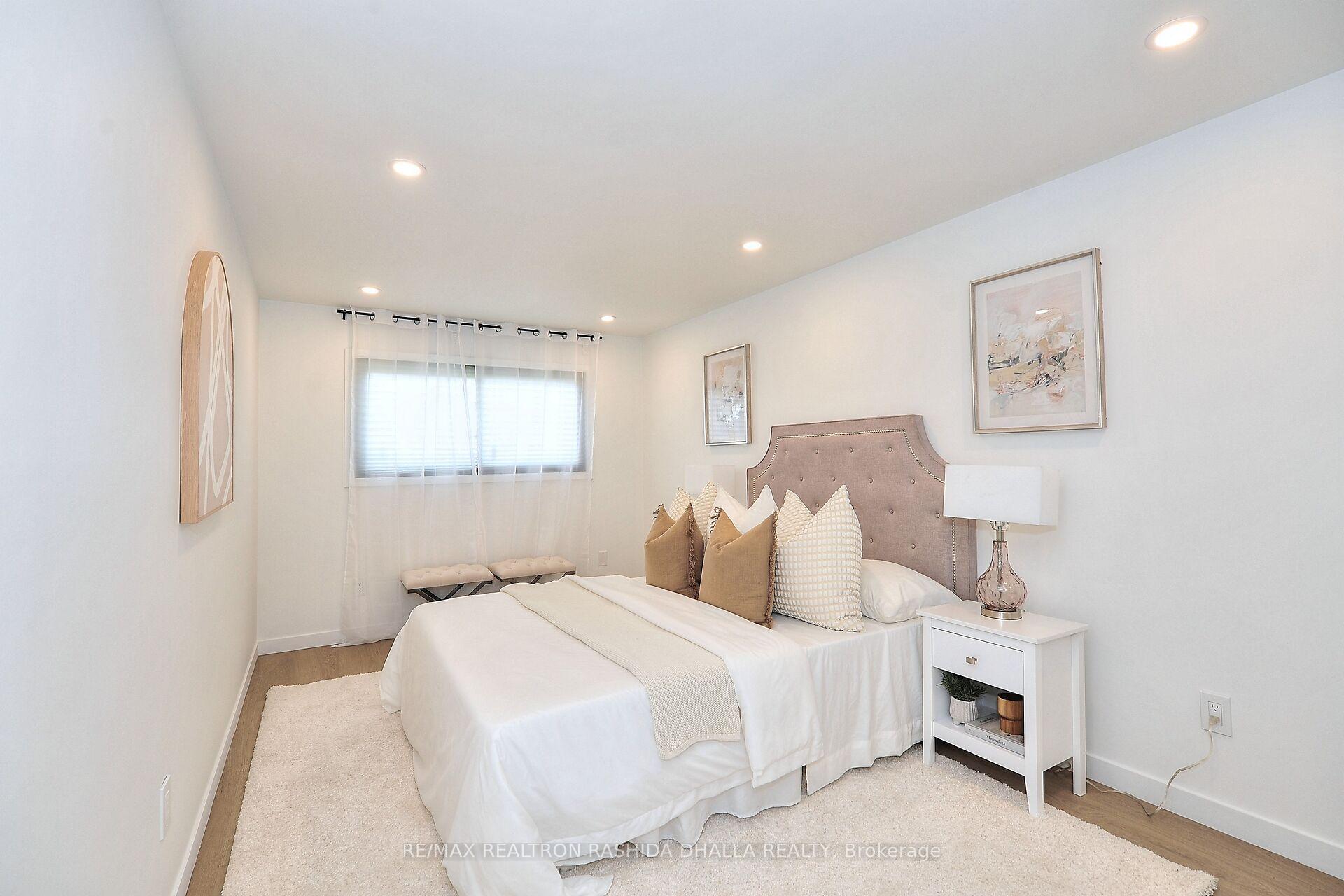 Photo 29 of 19 Rosseter Road, Markham, Middlefield — HOMEH