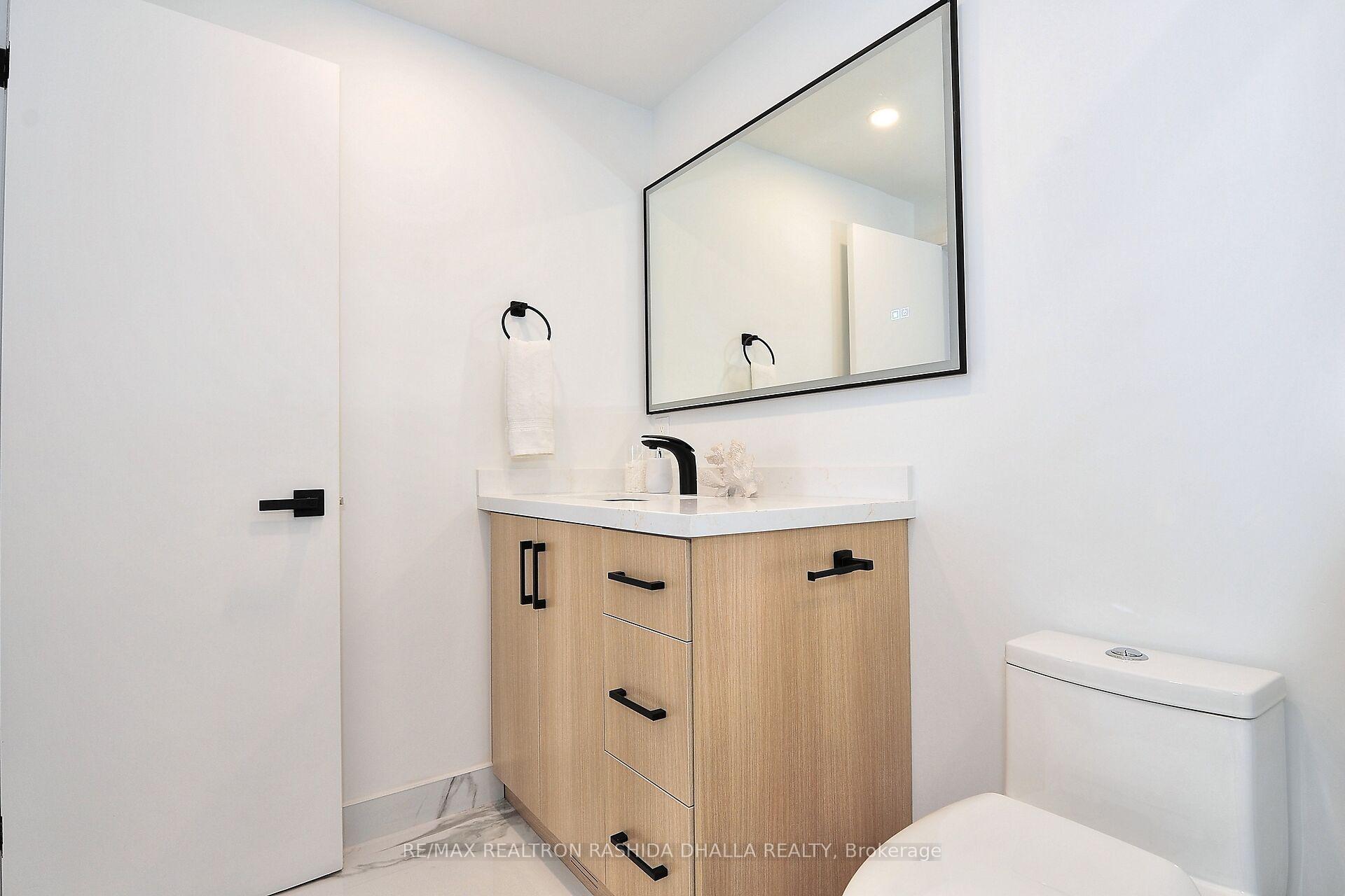 Photo 31 of 19 Rosseter Road, Markham, Middlefield — HOMEH