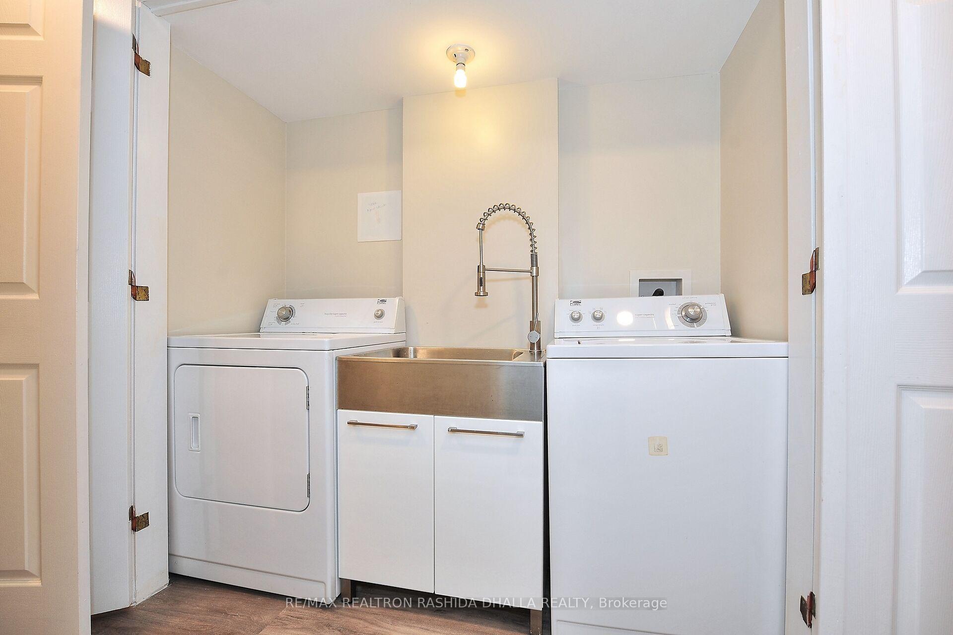 Photo 37 of 19 Rosseter Road, Markham, Middlefield — HOMEH