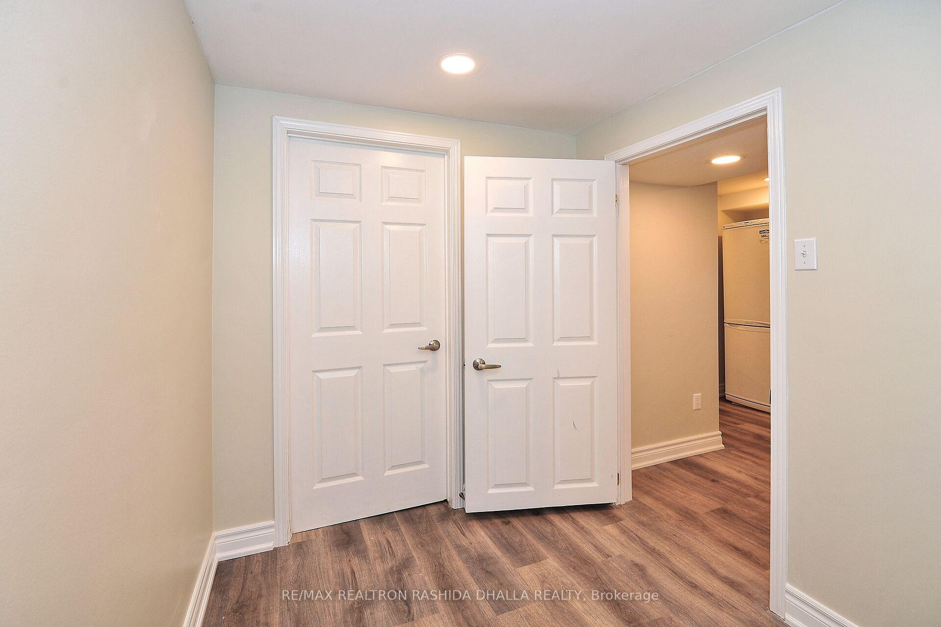 Photo 38 of 19 Rosseter Road, Markham, Middlefield — HOMEH