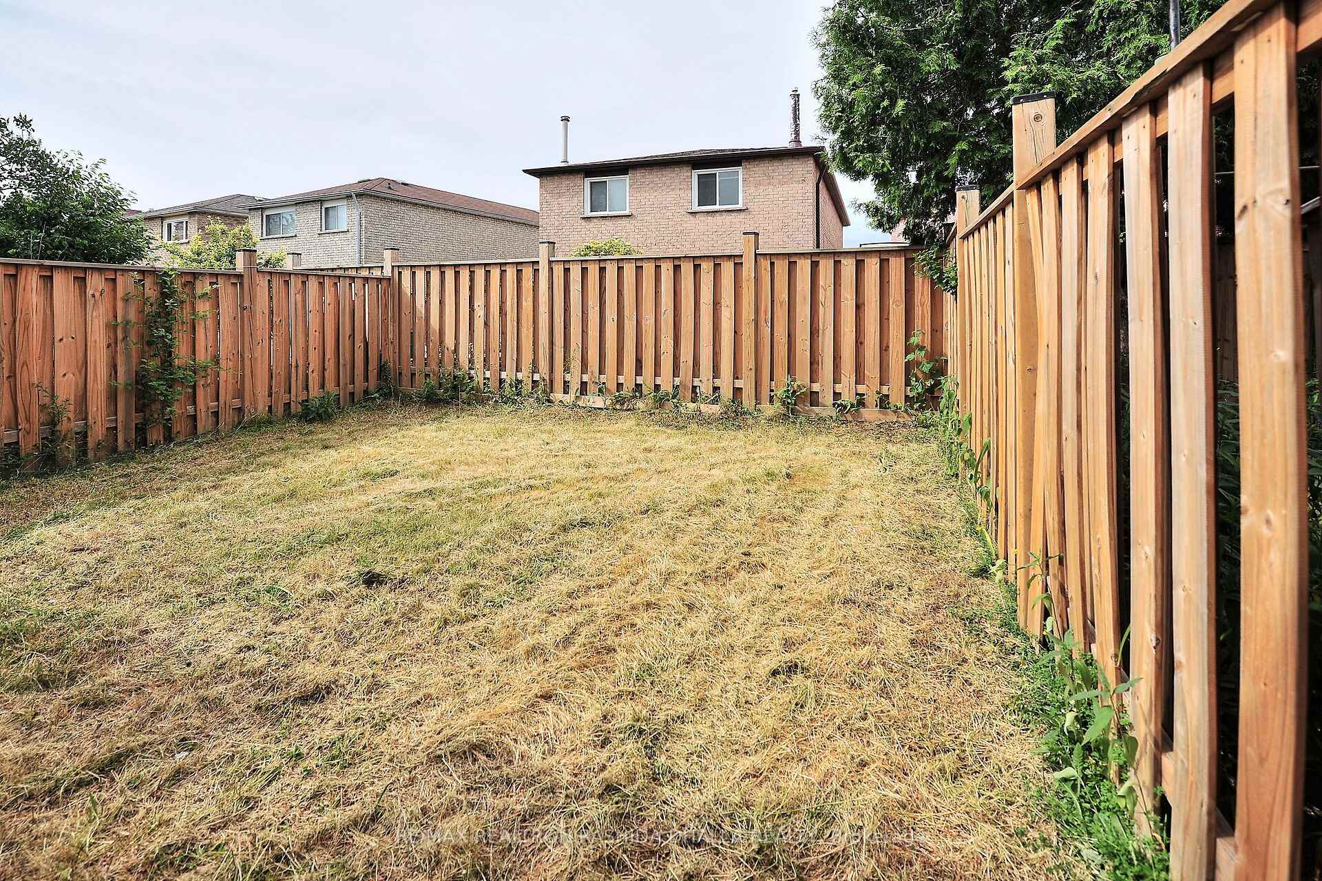 Photo 44 of 19 Rosseter Road, Markham, Middlefield — HOMEH