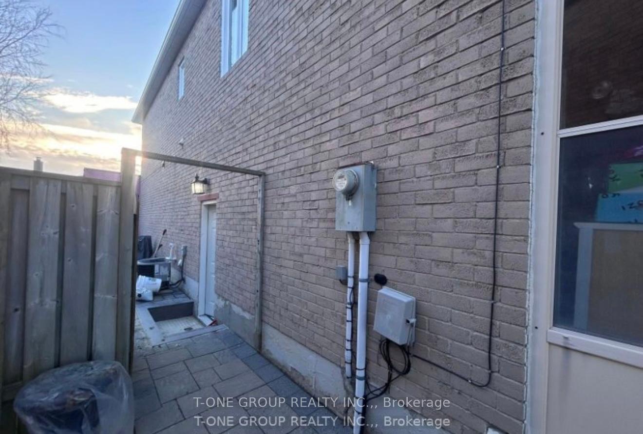 Photo 23 of Unit Bsmt, 88 Harness Circle, Markham, Milliken Mills East — HOMEH
