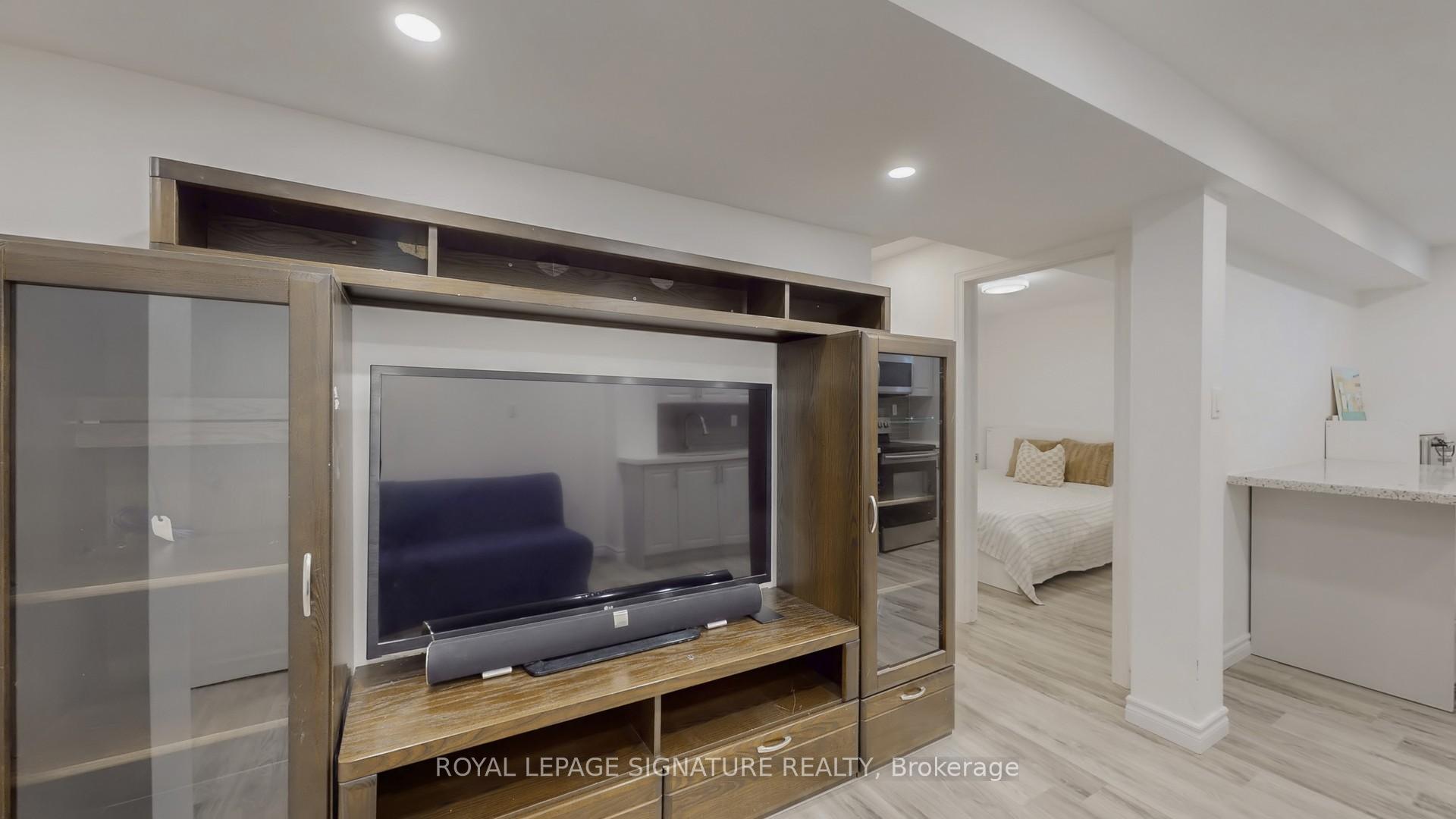 Photo 14 of 85 Goodwood Drive, Markham, Middlefield — HOMEH