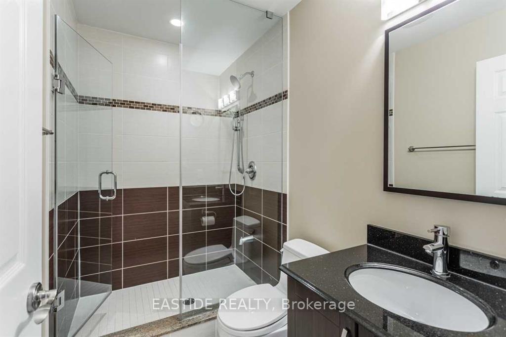 Photo 12 of 187 Leitchcroft Crescent, Markham, Commerce Valley — HOMEH