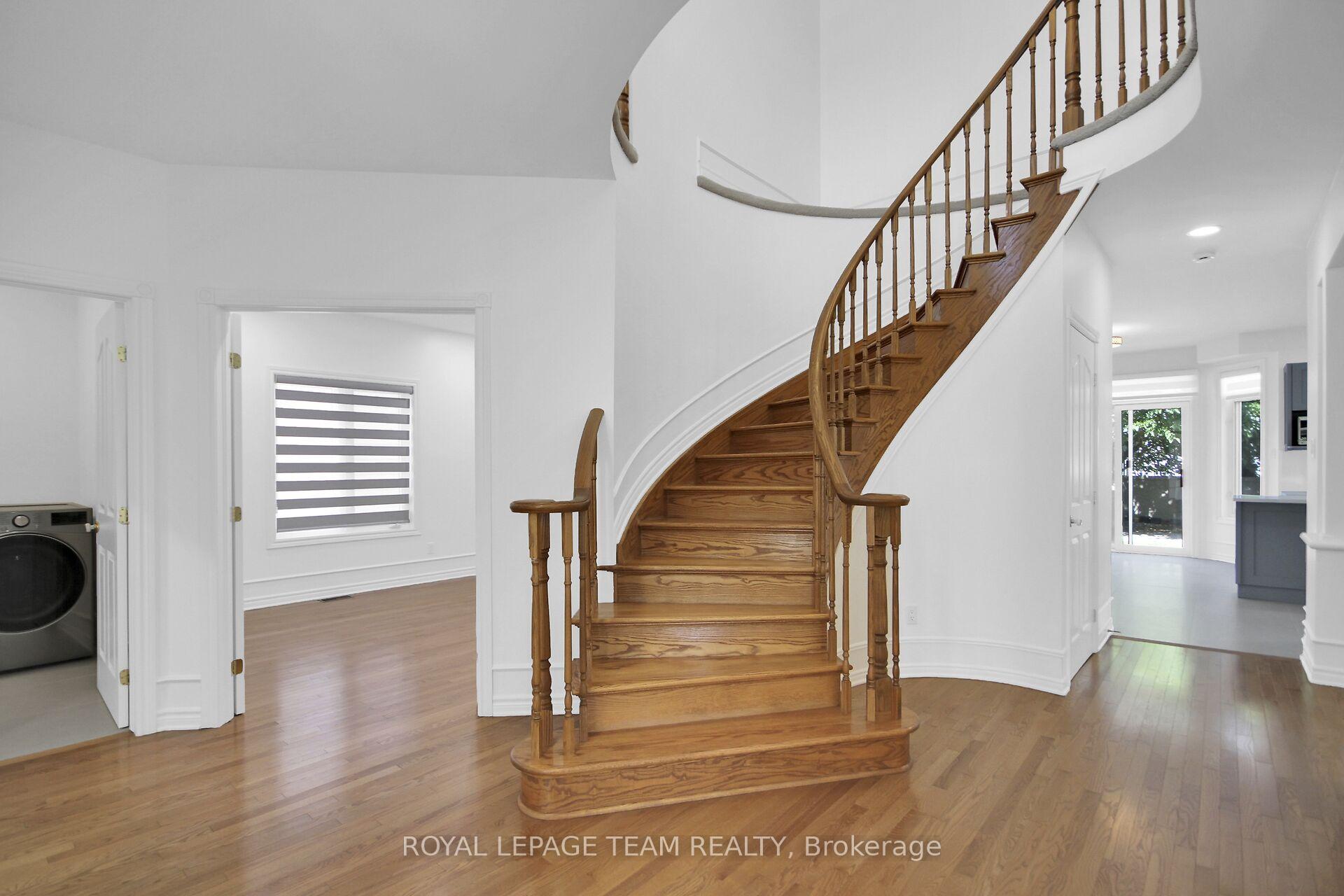 Photo 4 of 101 Bridle Park Drive, Ottawa, Kanata - Bridlewood — HOMEH