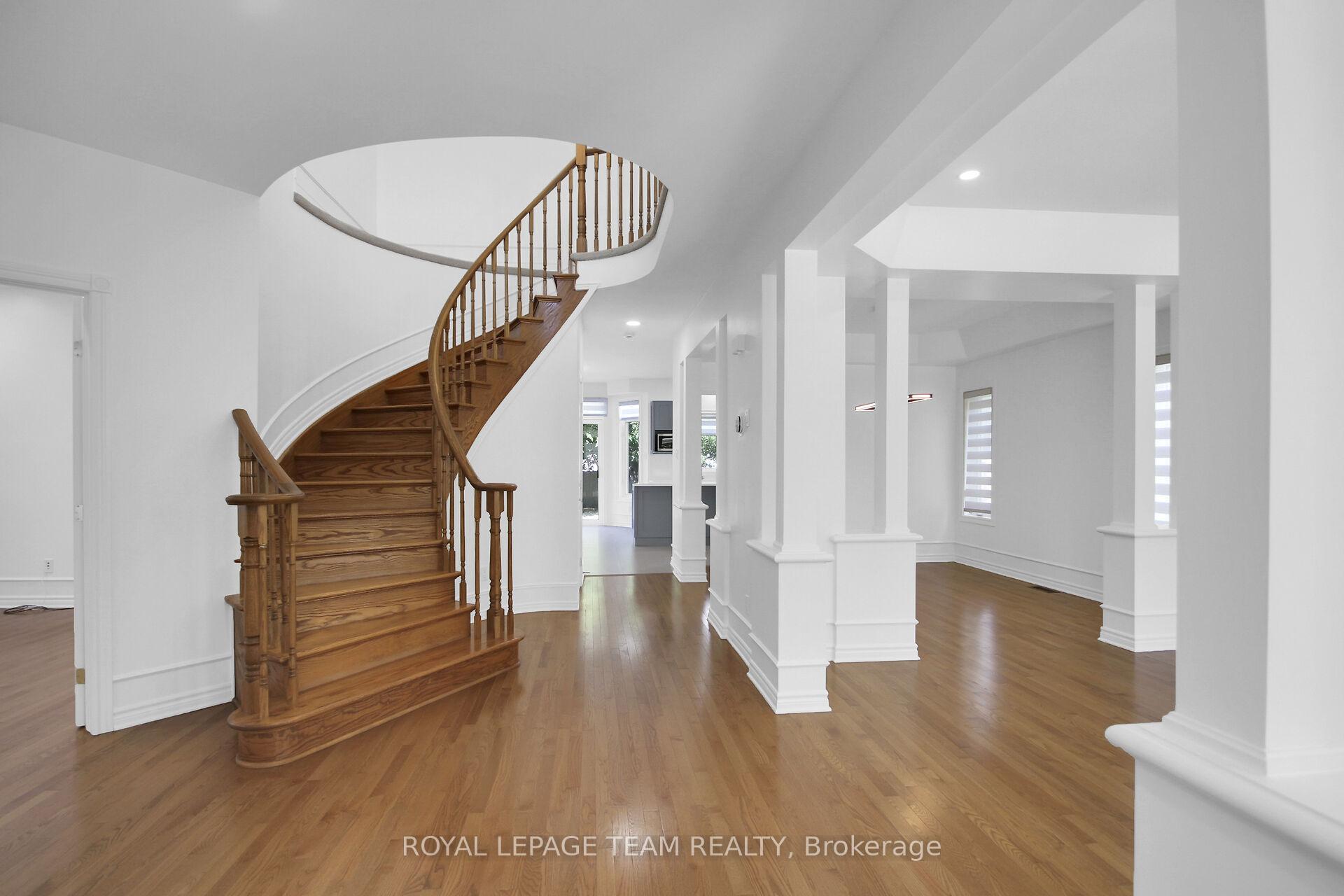 Photo 5 of 101 Bridle Park Drive, Ottawa, Kanata - Bridlewood — HOMEH