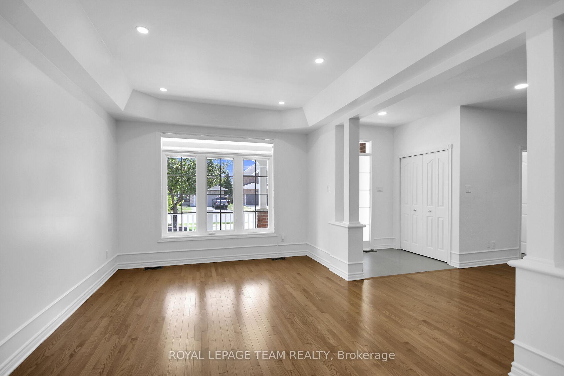 Photo 6 of 101 Bridle Park Drive, Ottawa, Kanata - Bridlewood — HOMEH