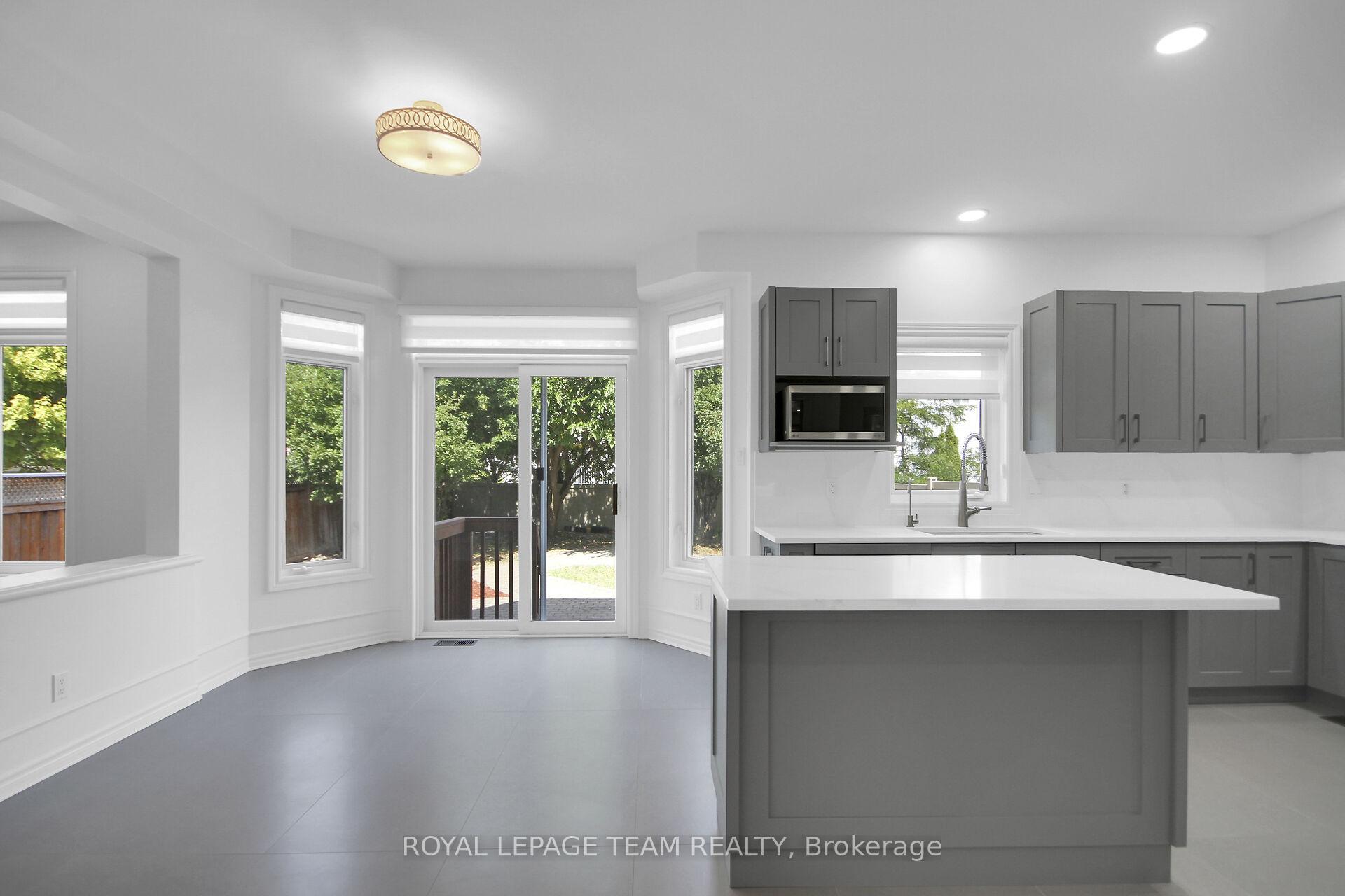 Photo 11 of 101 Bridle Park Drive, Ottawa, Kanata - Bridlewood — HOMEH