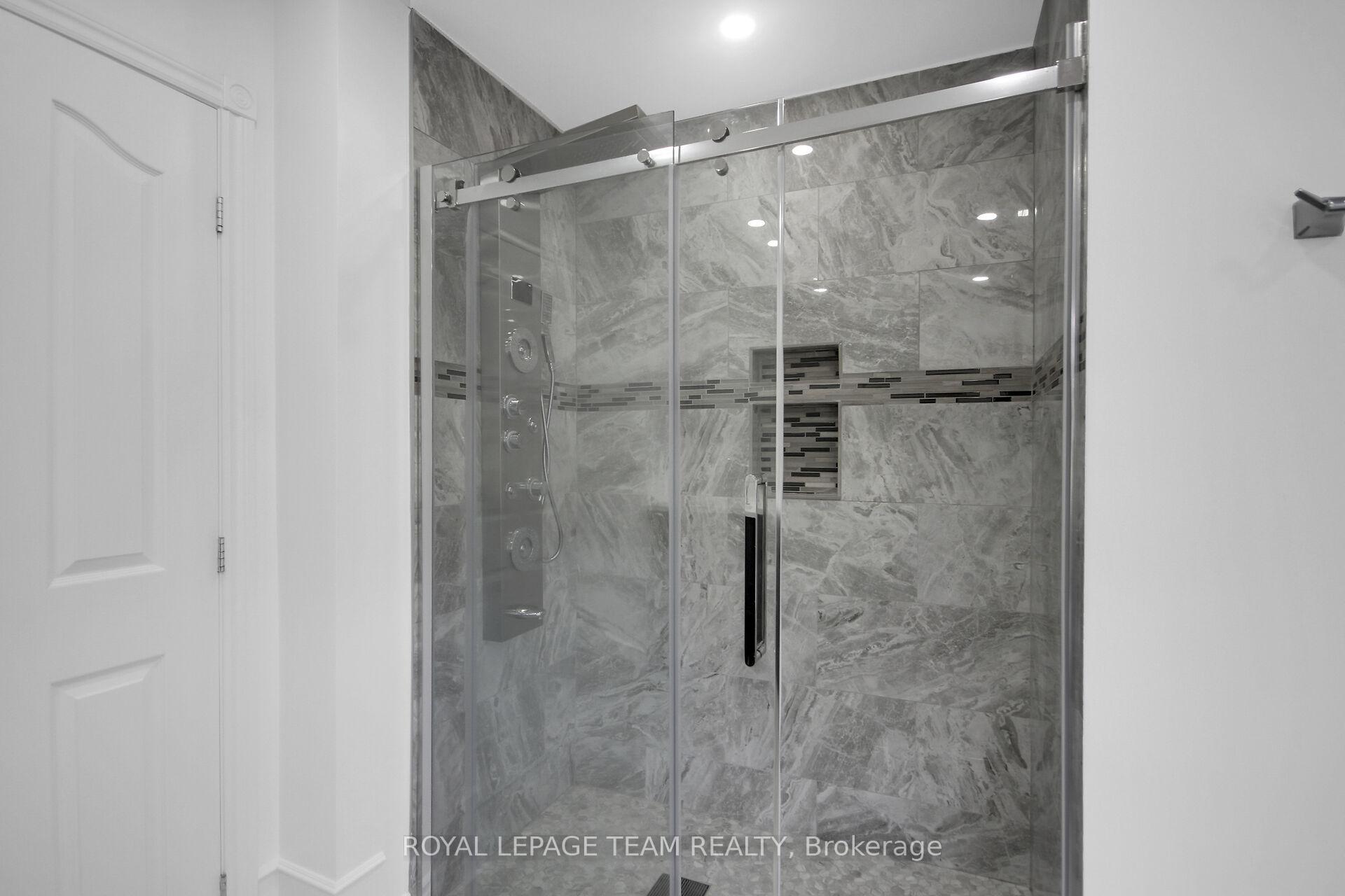 Photo 31 of 101 Bridle Park Drive, Ottawa, Kanata - Bridlewood — HOMEH
