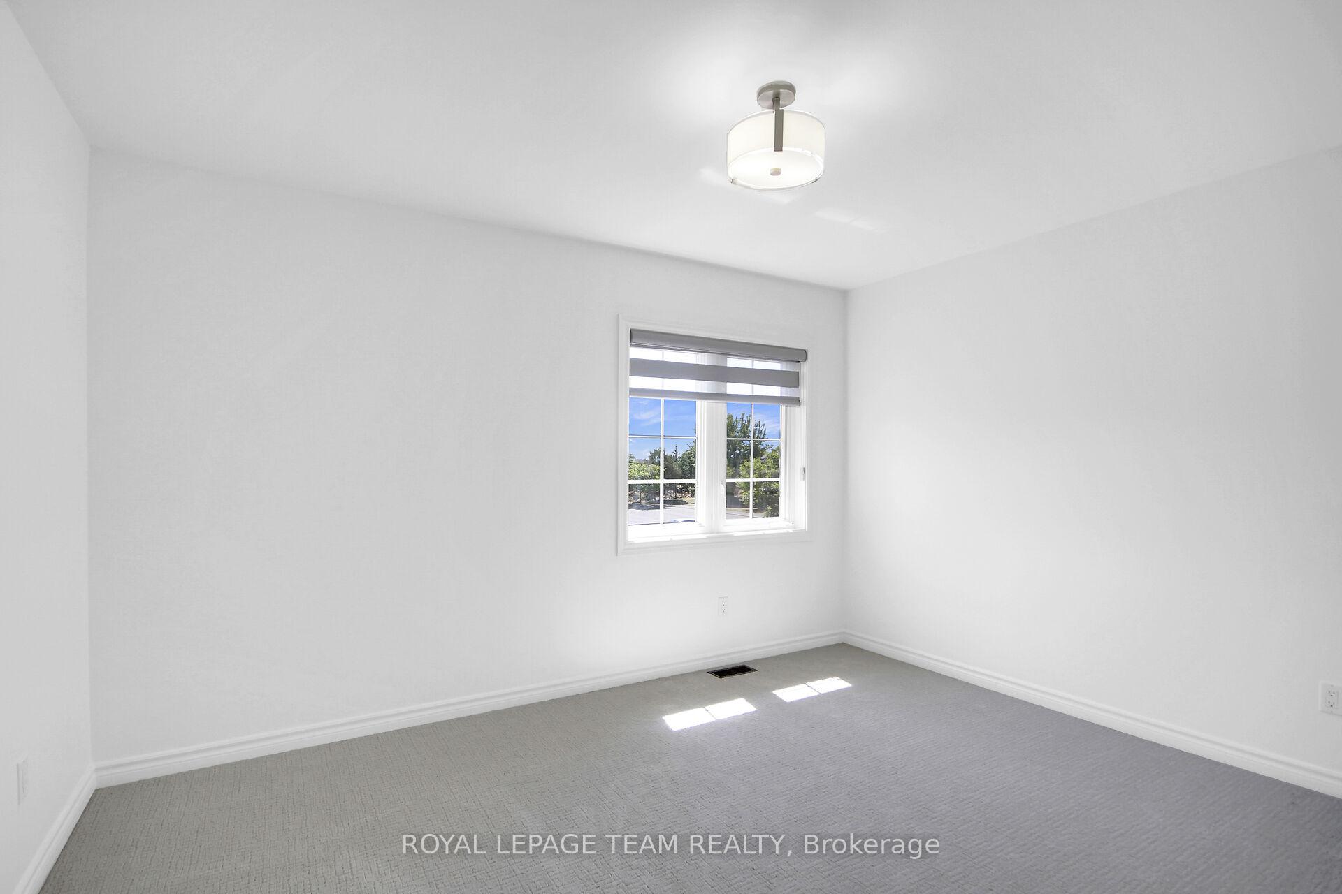 Photo 33 of 101 Bridle Park Drive, Ottawa, Kanata - Bridlewood — HOMEH