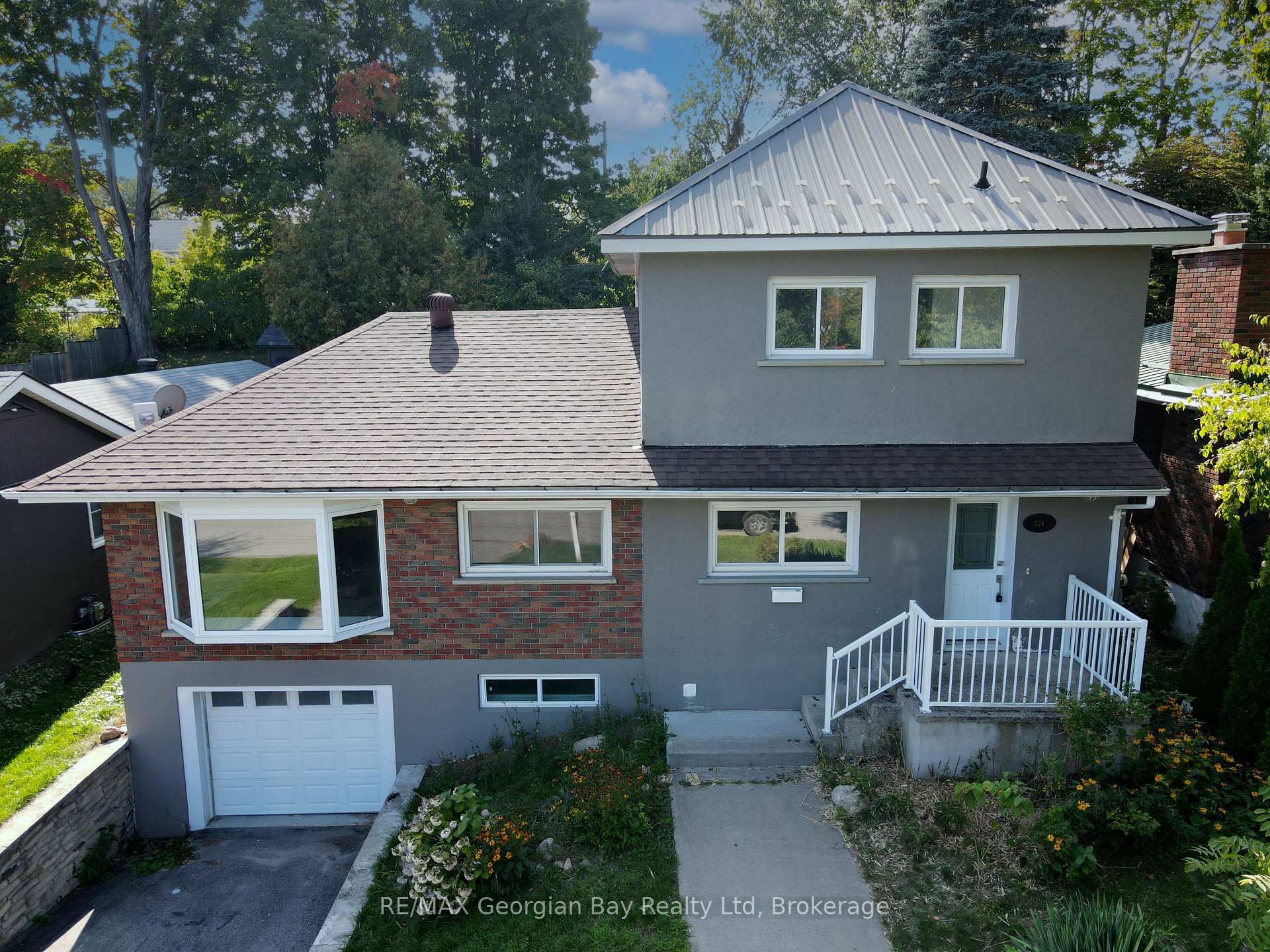 Photo 29 of 124 Ninth Street, Midland — HOMEH