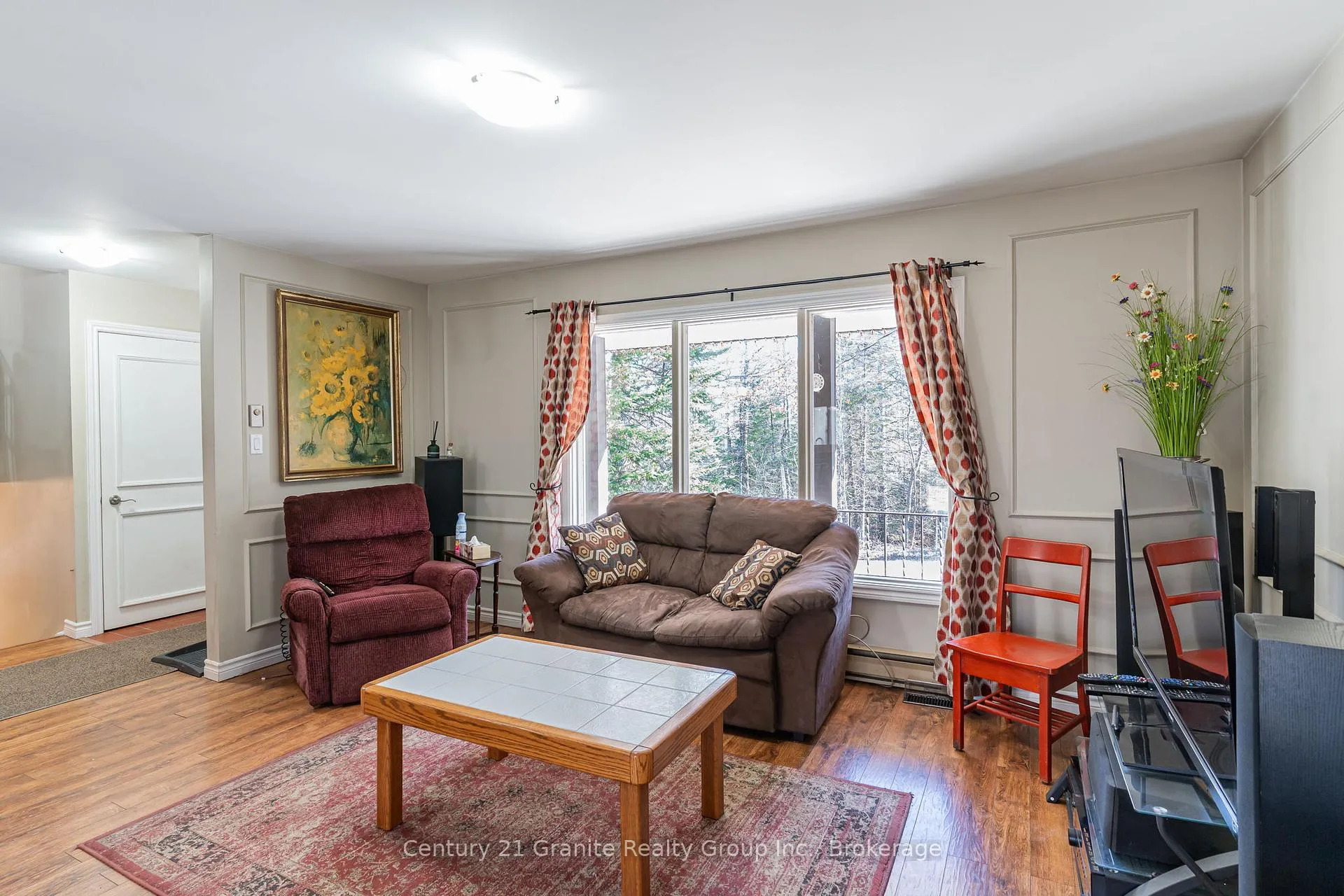 Photo 6 of 1061 Clear Lake Road, Minden Hills, Lutterworth — HOMEH