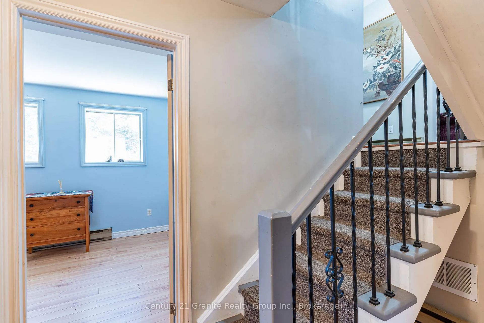 Photo 17 of 1061 Clear Lake Road, Minden Hills, Lutterworth — HOMEH