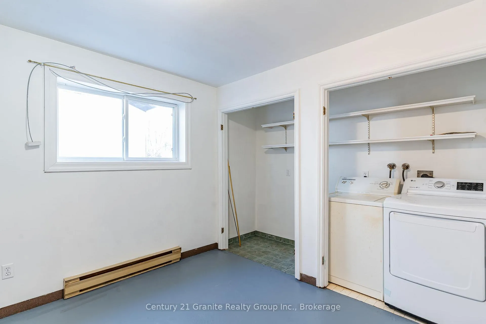 Photo 19 of 1061 Clear Lake Road, Minden Hills, Lutterworth — HOMEH