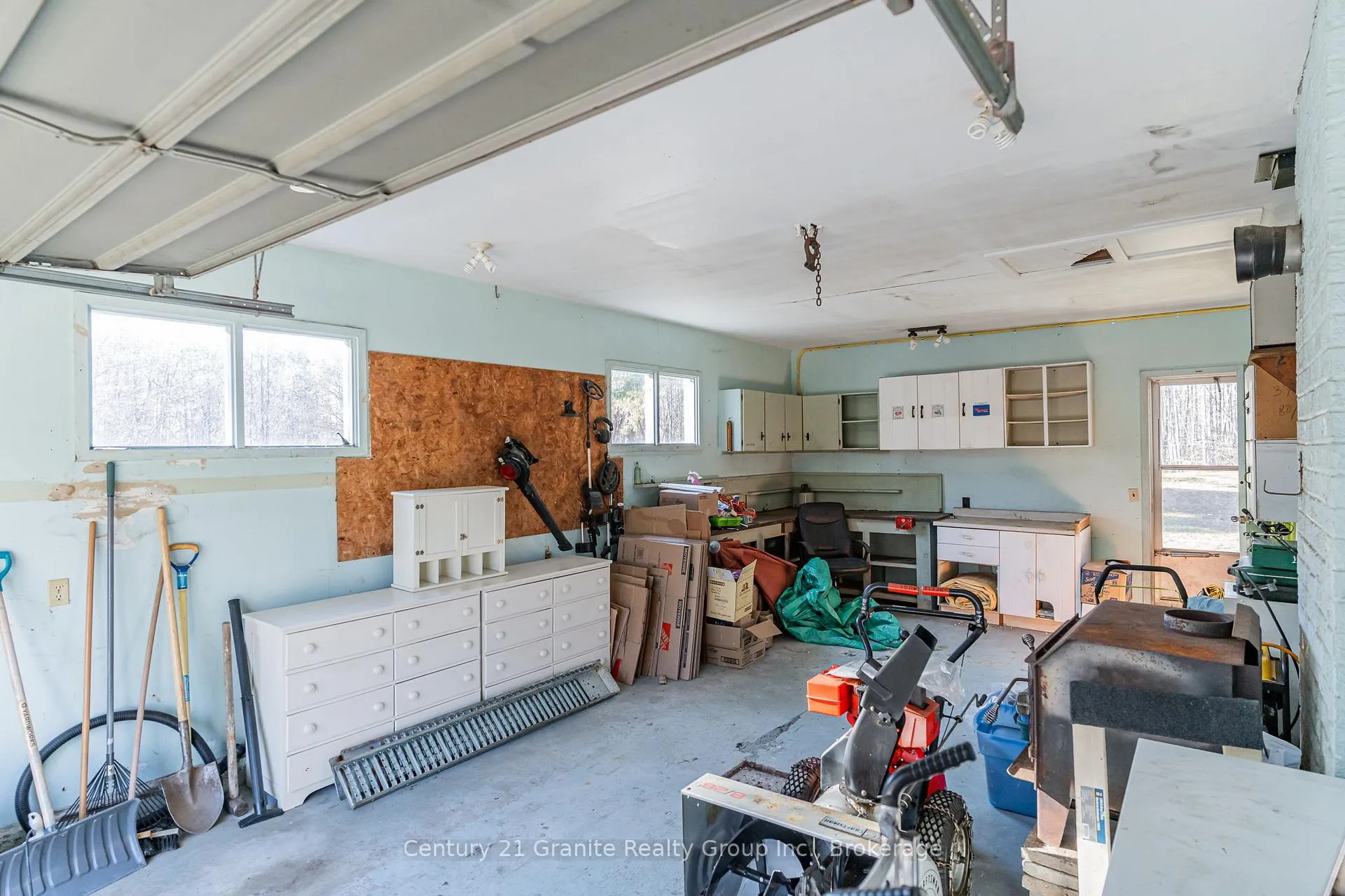 Photo 24 of 1061 Clear Lake Road, Minden Hills, Lutterworth — HOMEH