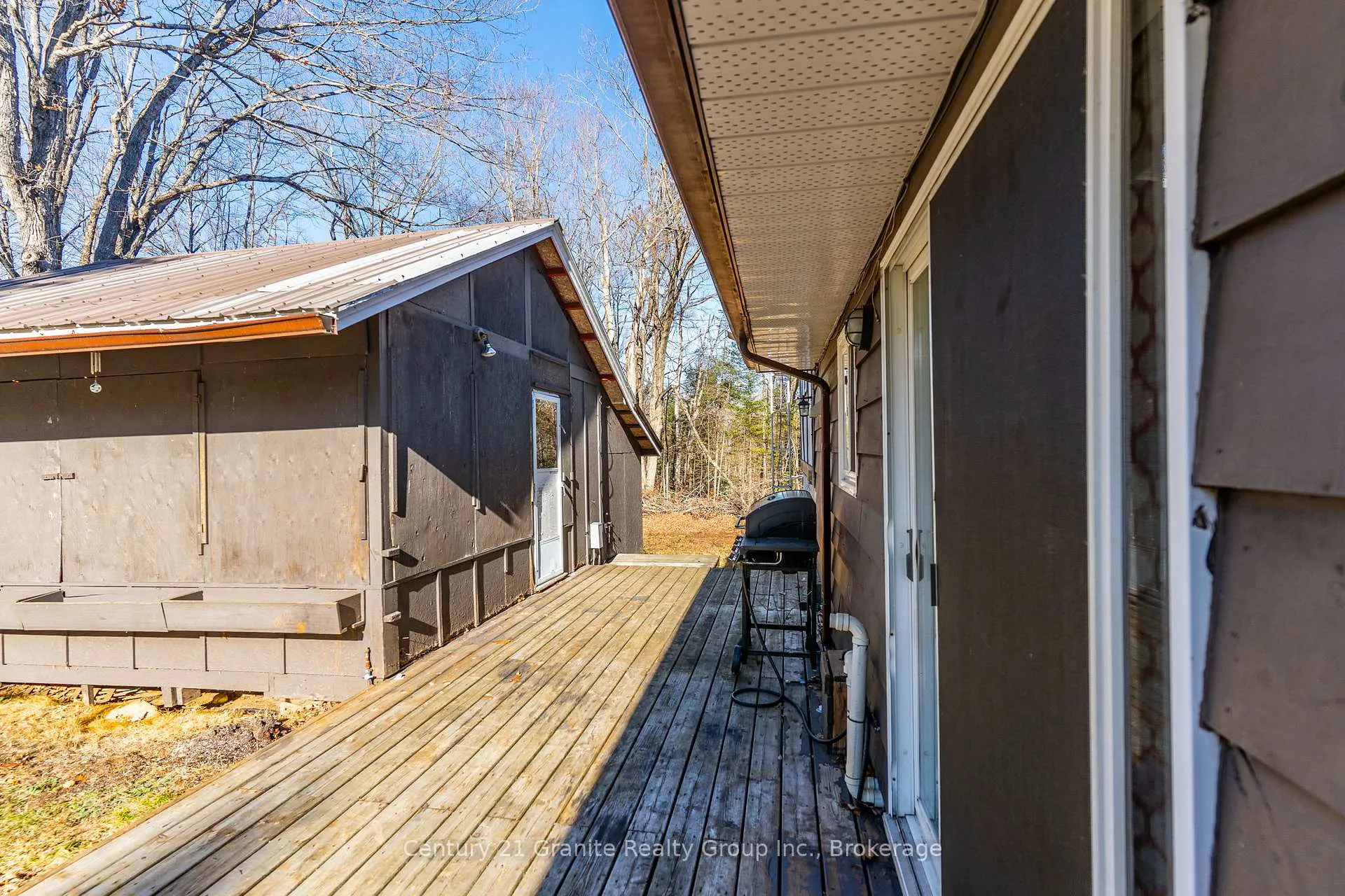 Photo 30 of 1061 Clear Lake Road, Minden Hills, Lutterworth — HOMEH