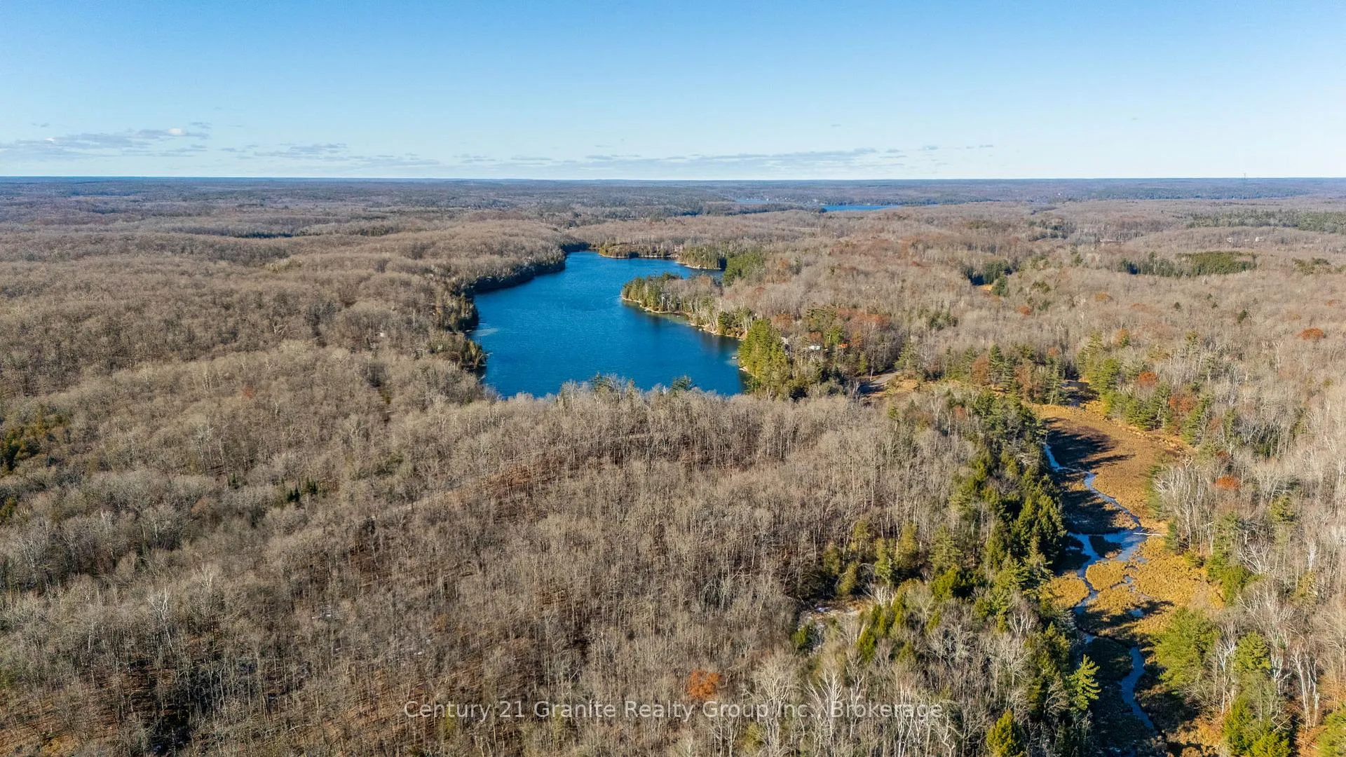Photo 36 of 1061 Clear Lake Road, Minden Hills, Lutterworth — HOMEH