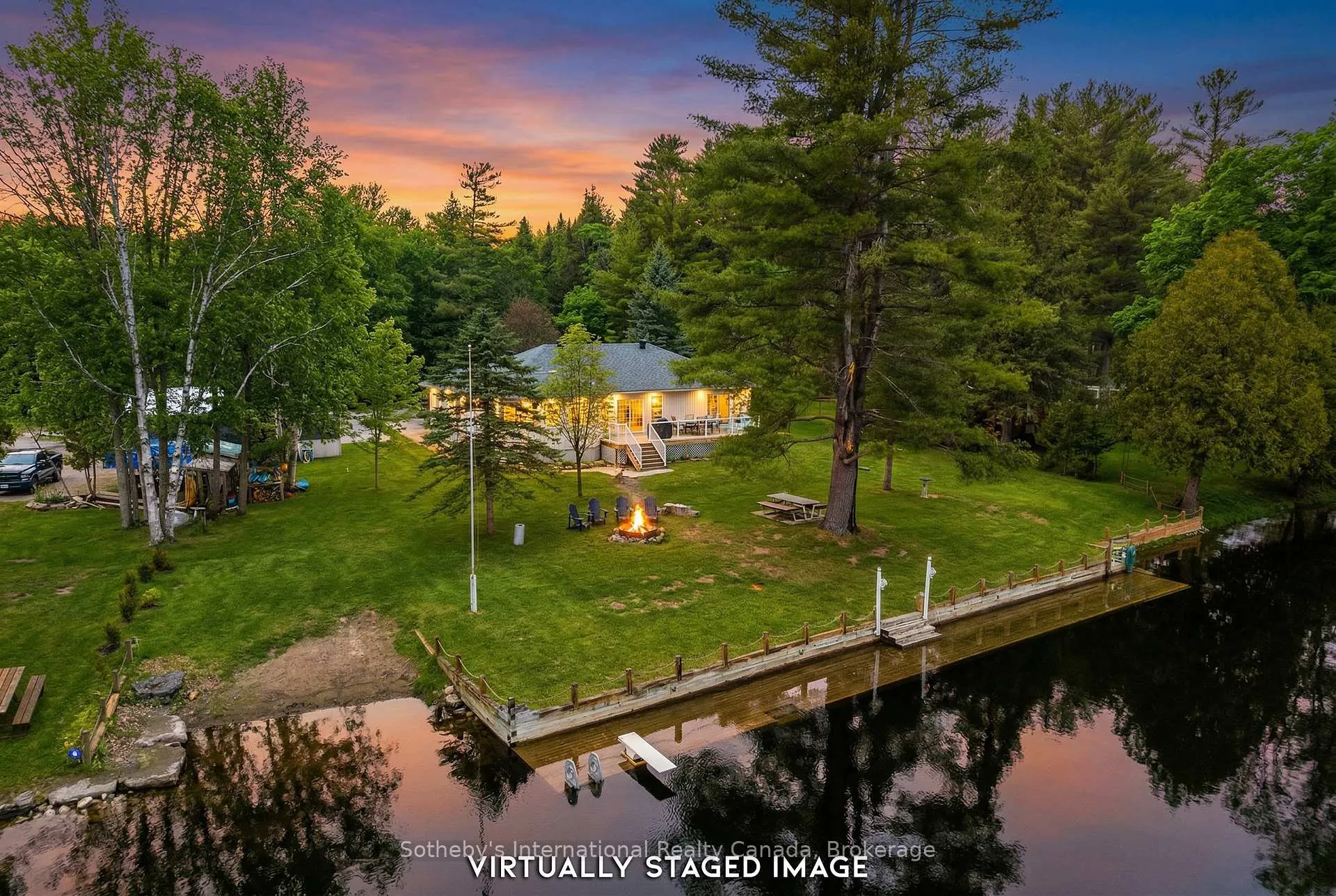 Photo 1 of 1099 Davis Drive, Gravenhurst, Morrison — HOMEH