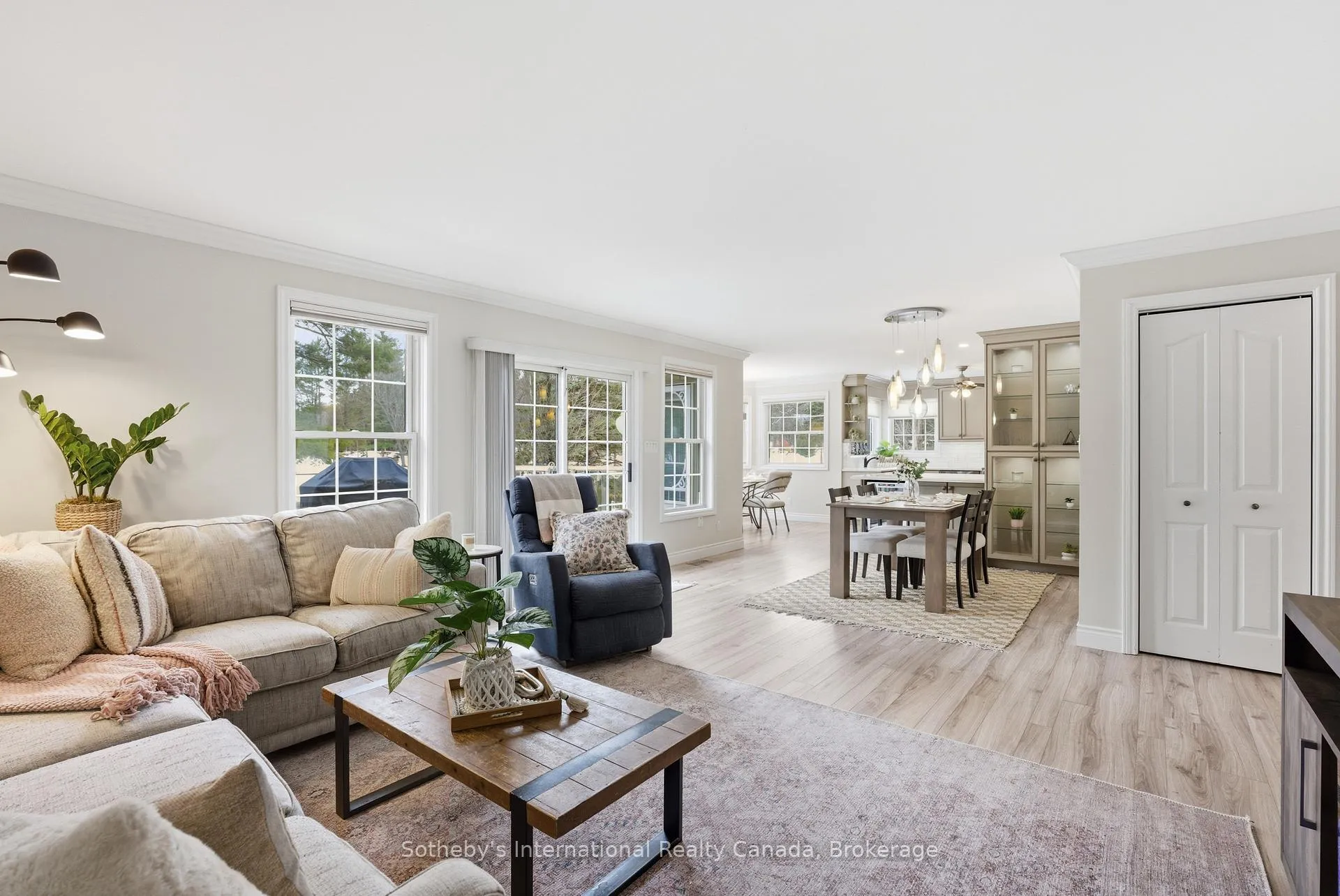 Photo 10 of 1099 Davis Drive, Gravenhurst, Morrison — HOMEH