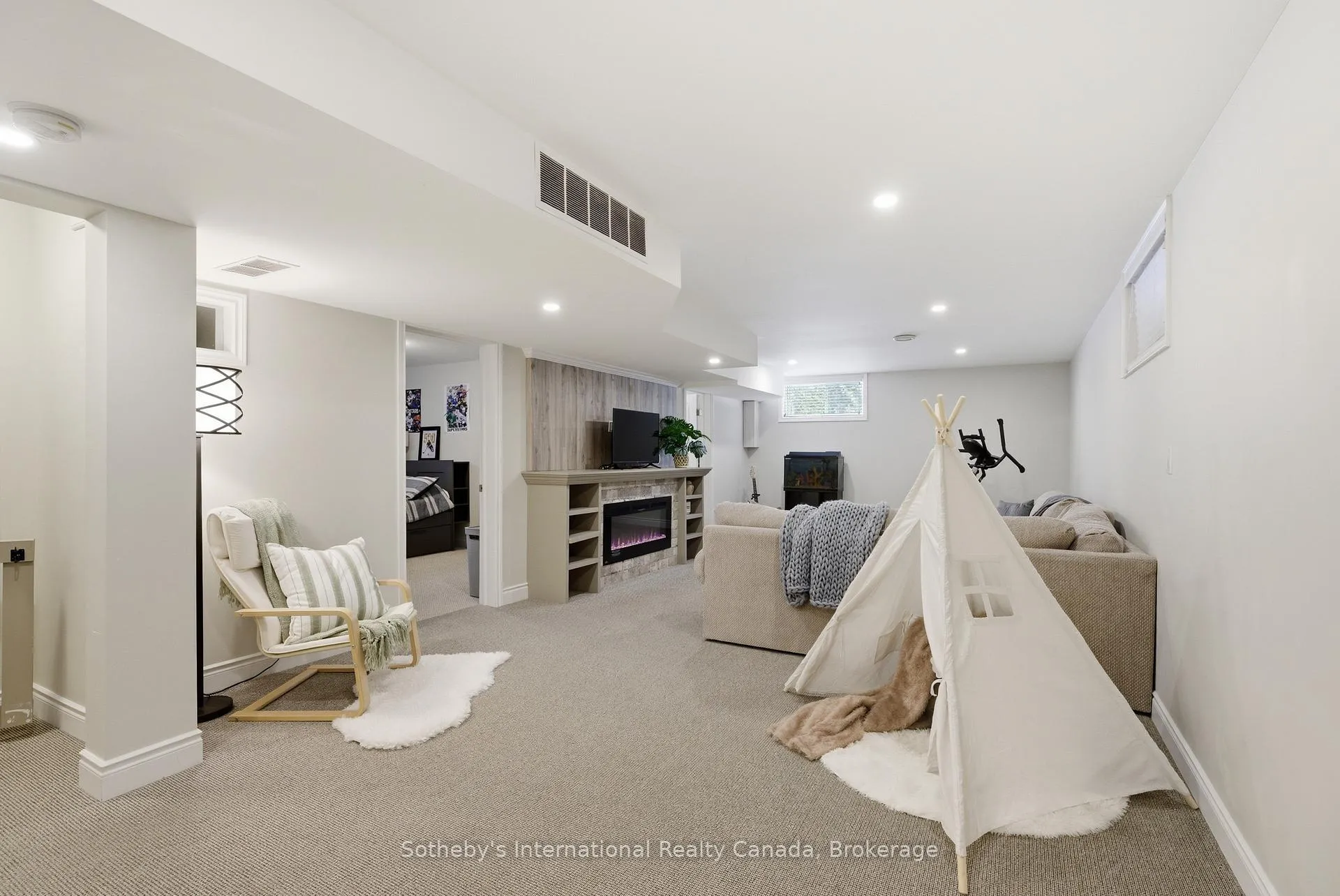Photo 26 of 1099 Davis Drive, Gravenhurst, Morrison — HOMEH