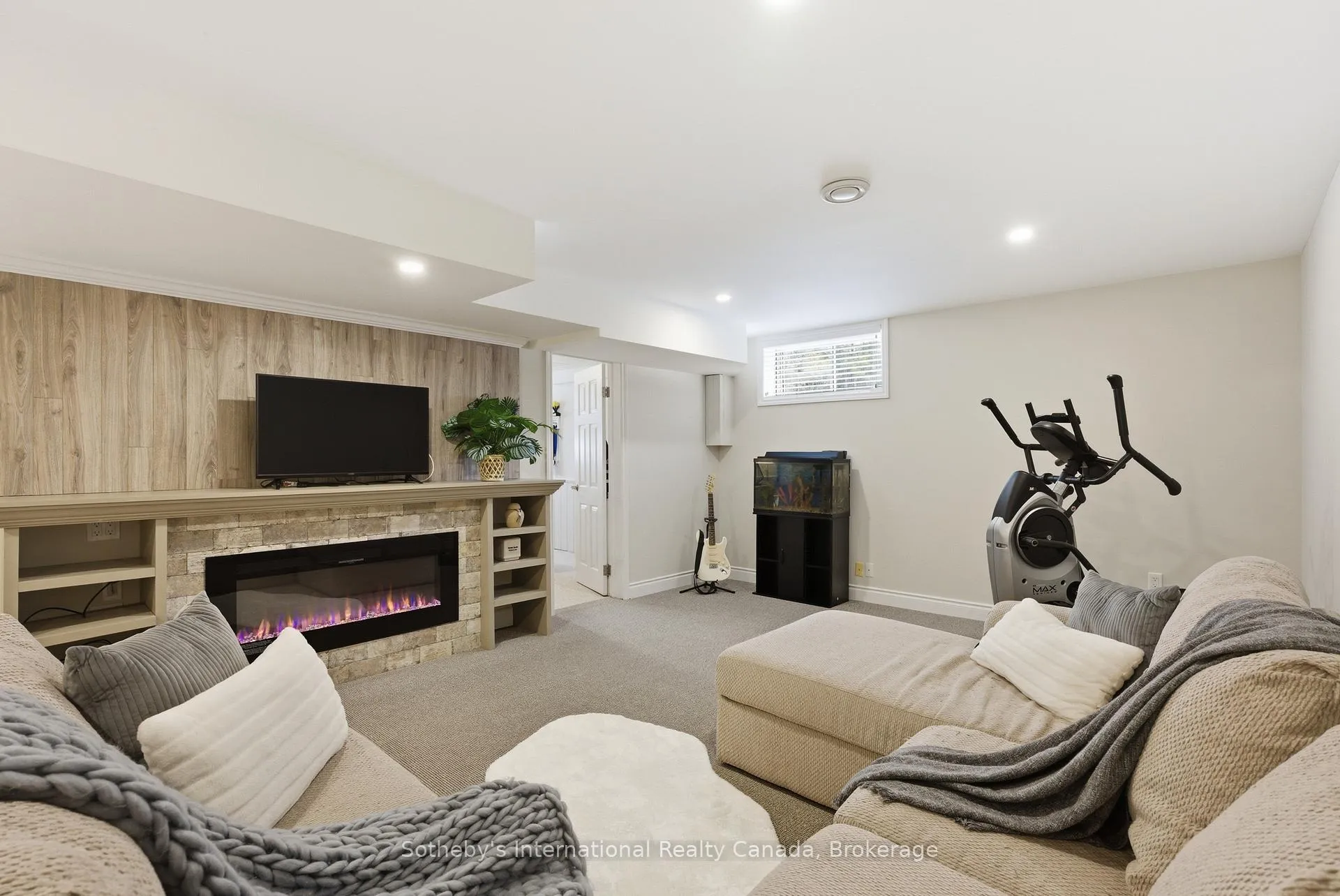 Photo 27 of 1099 Davis Drive, Gravenhurst, Morrison — HOMEH