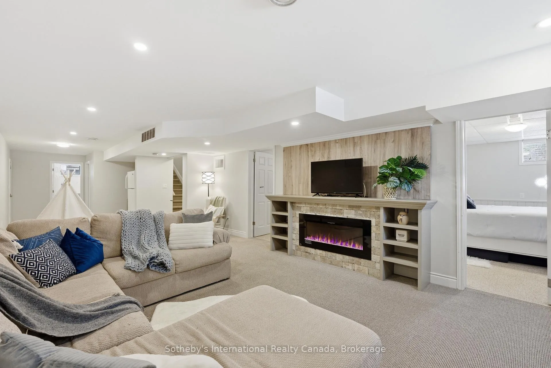Photo 28 of 1099 Davis Drive, Gravenhurst, Morrison — HOMEH